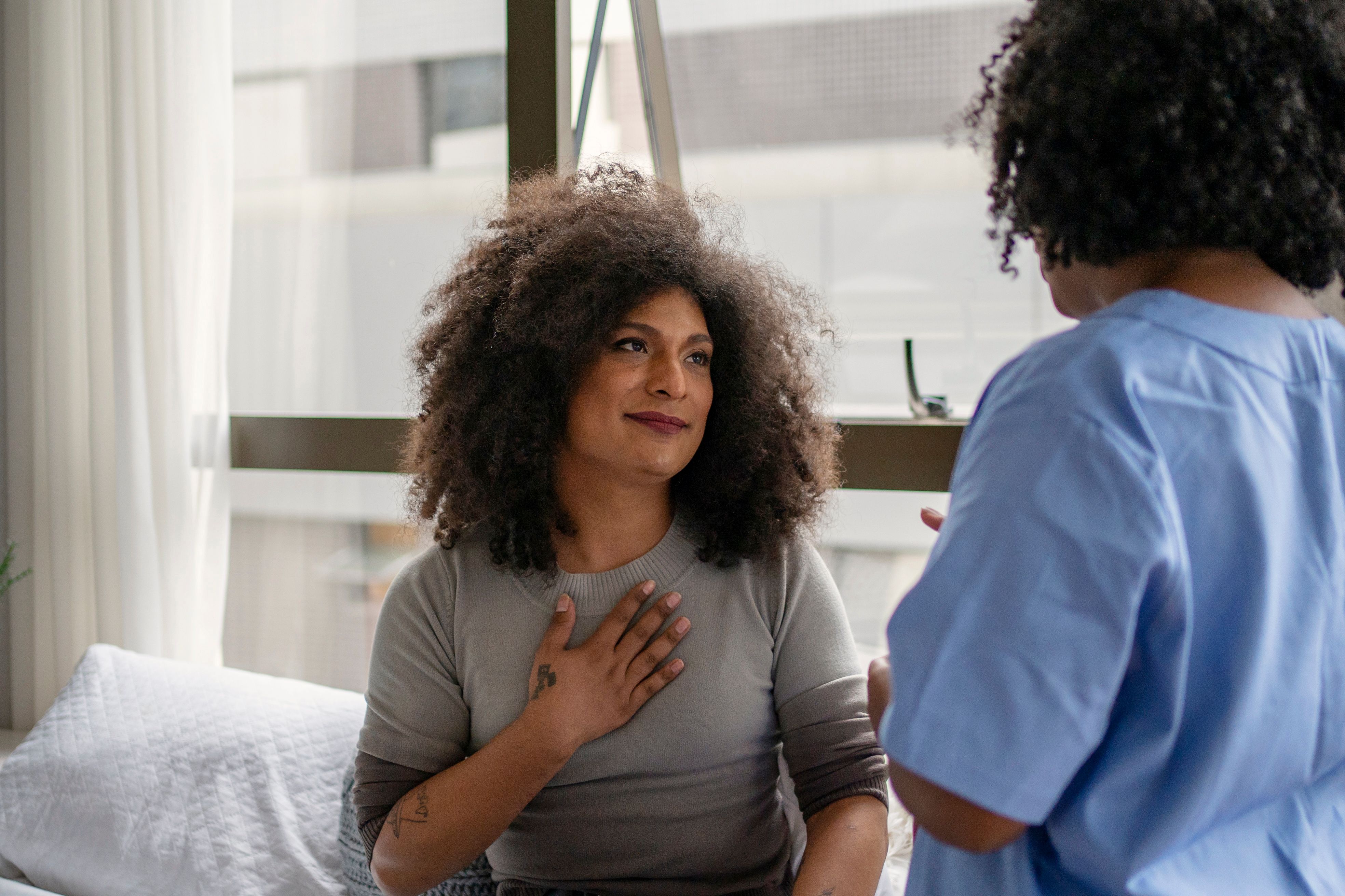 patient receiving reminder