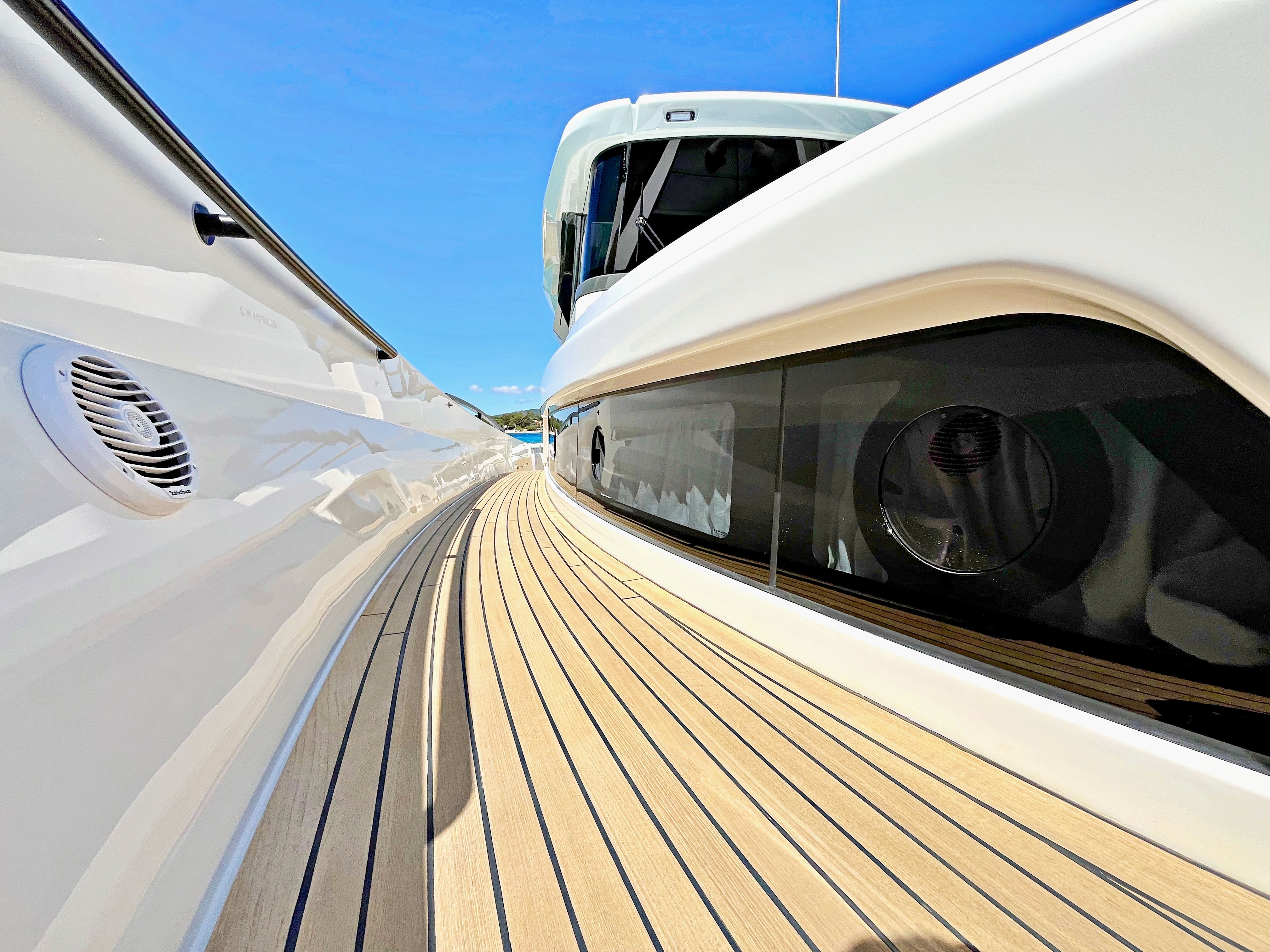 mobile boat detailing