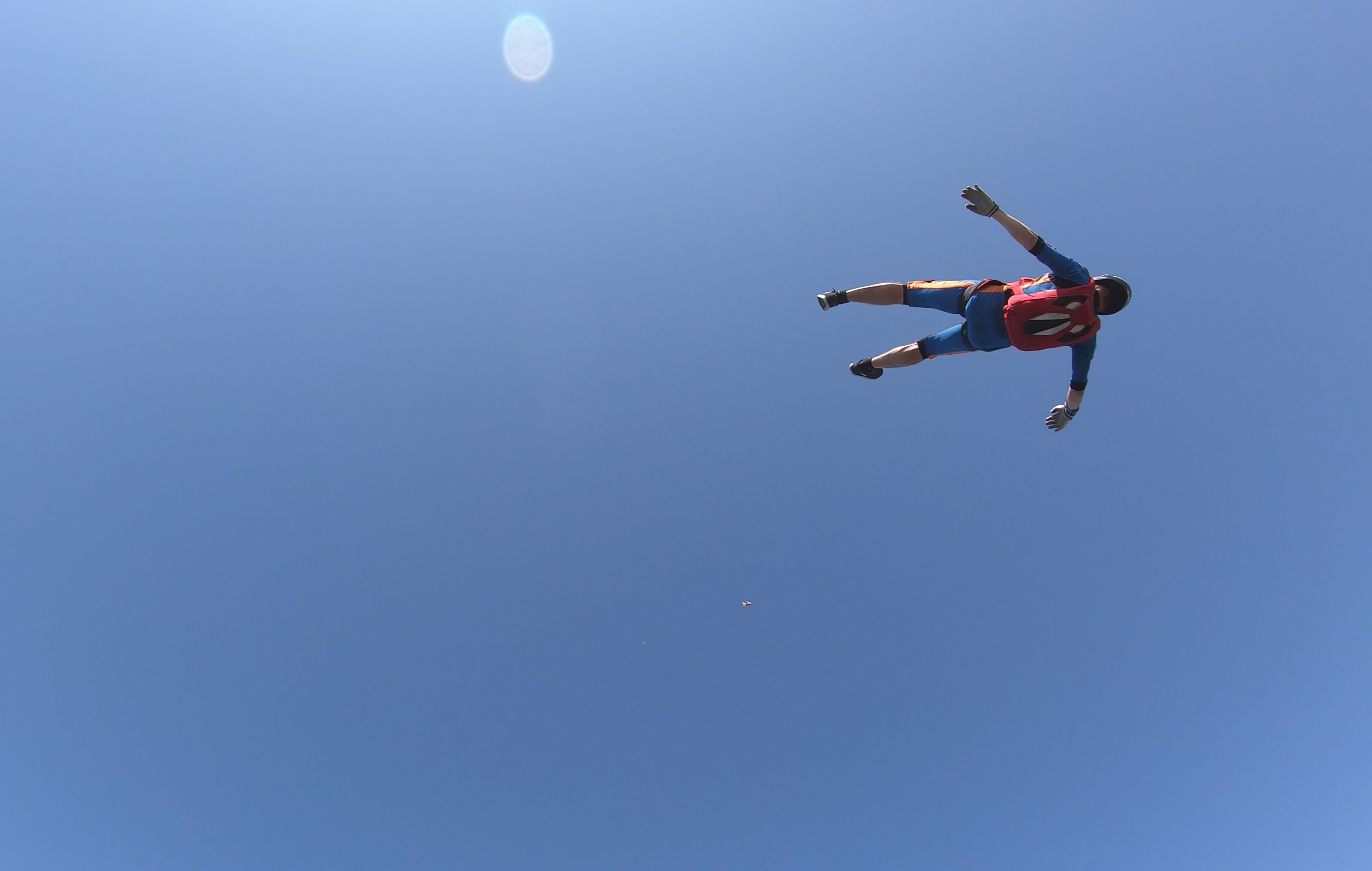 Skydiver the palm Dubai
