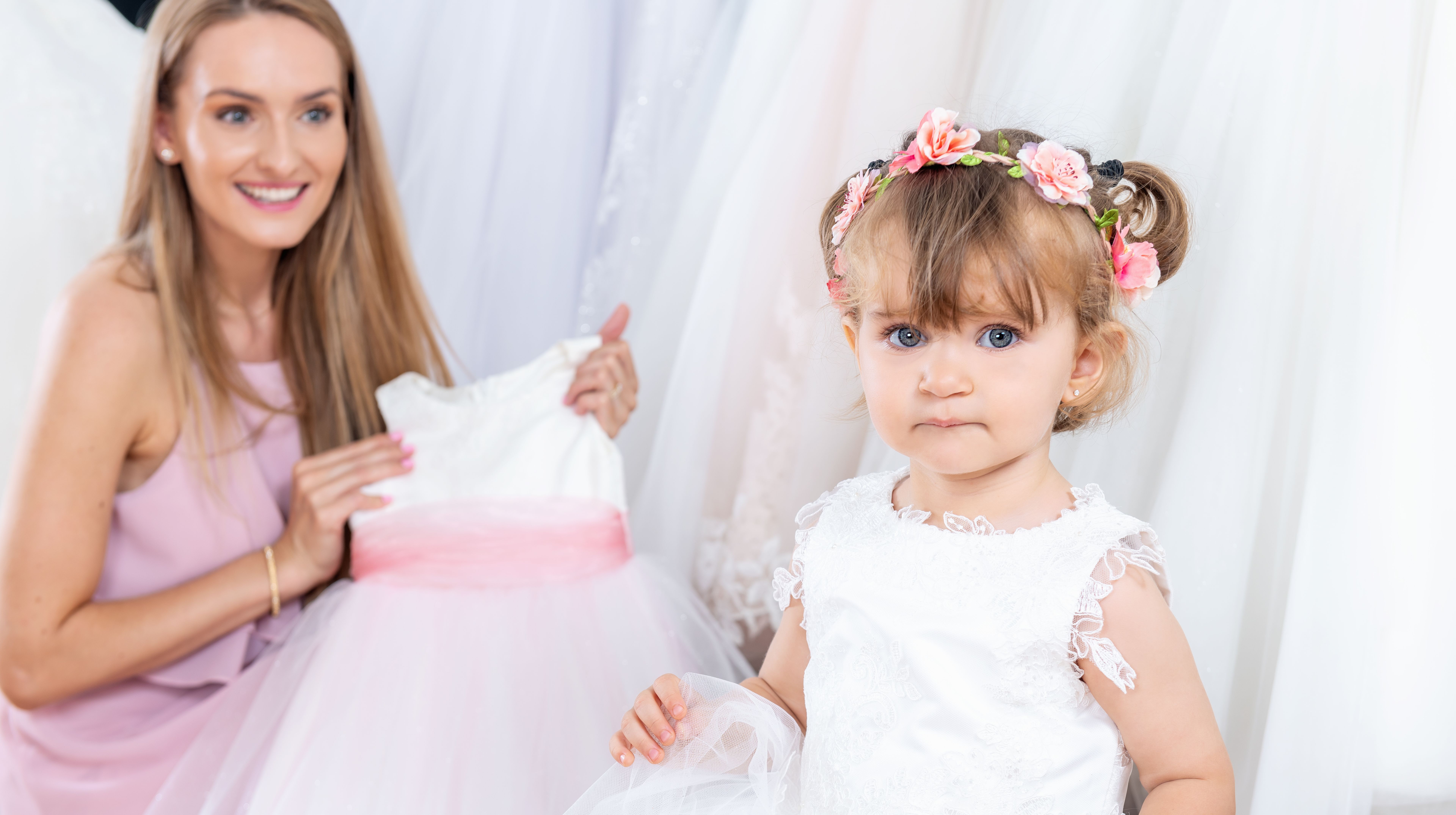 toddler clothes fitting