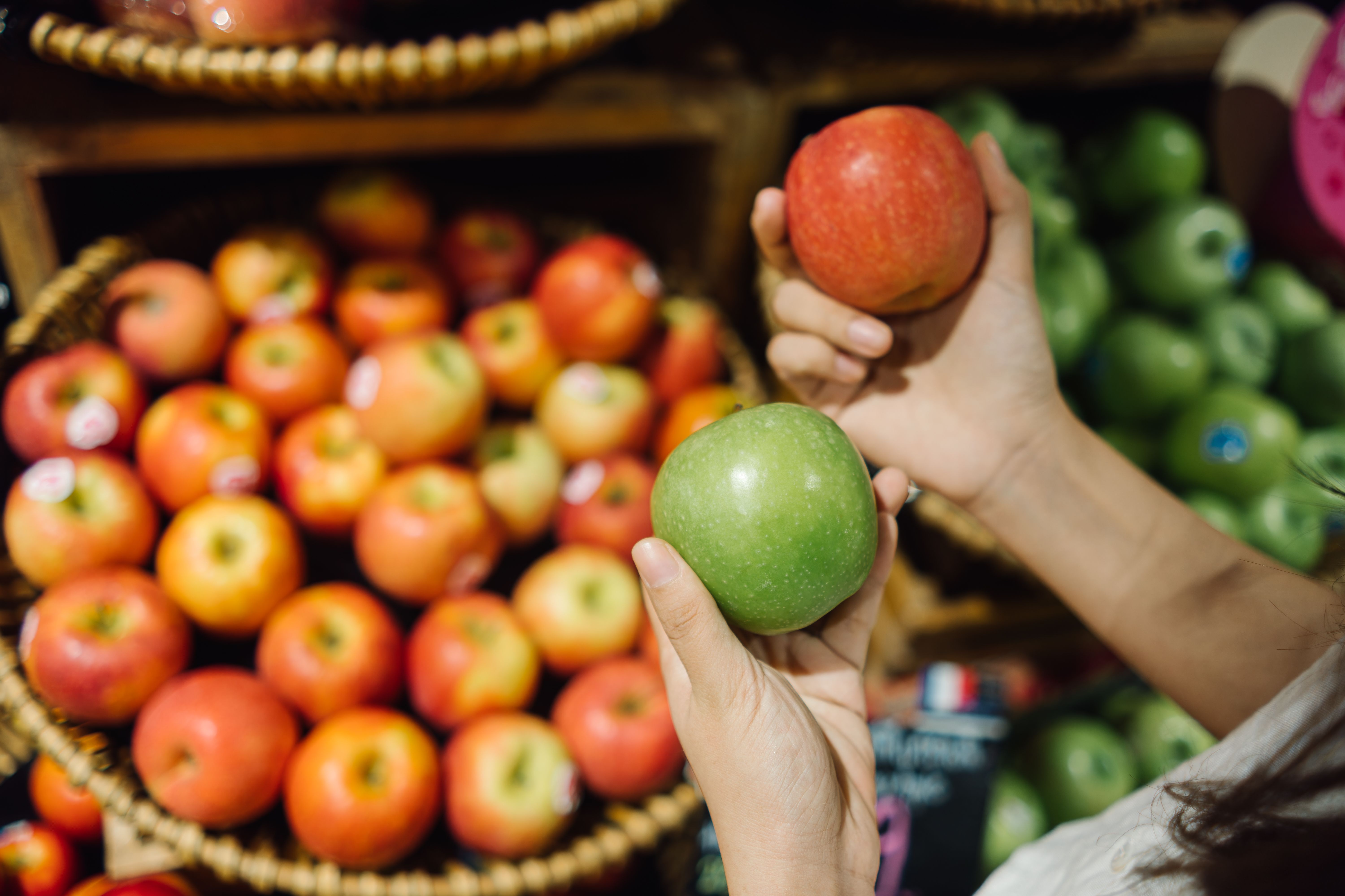 Vegetarian or Vegan Shopping for apples, natural nutrients for health and wellness lifestyle concept. Vegetarian or Vegan Shopping for apples, natural nutrients for health and wellness lifestyle concept.