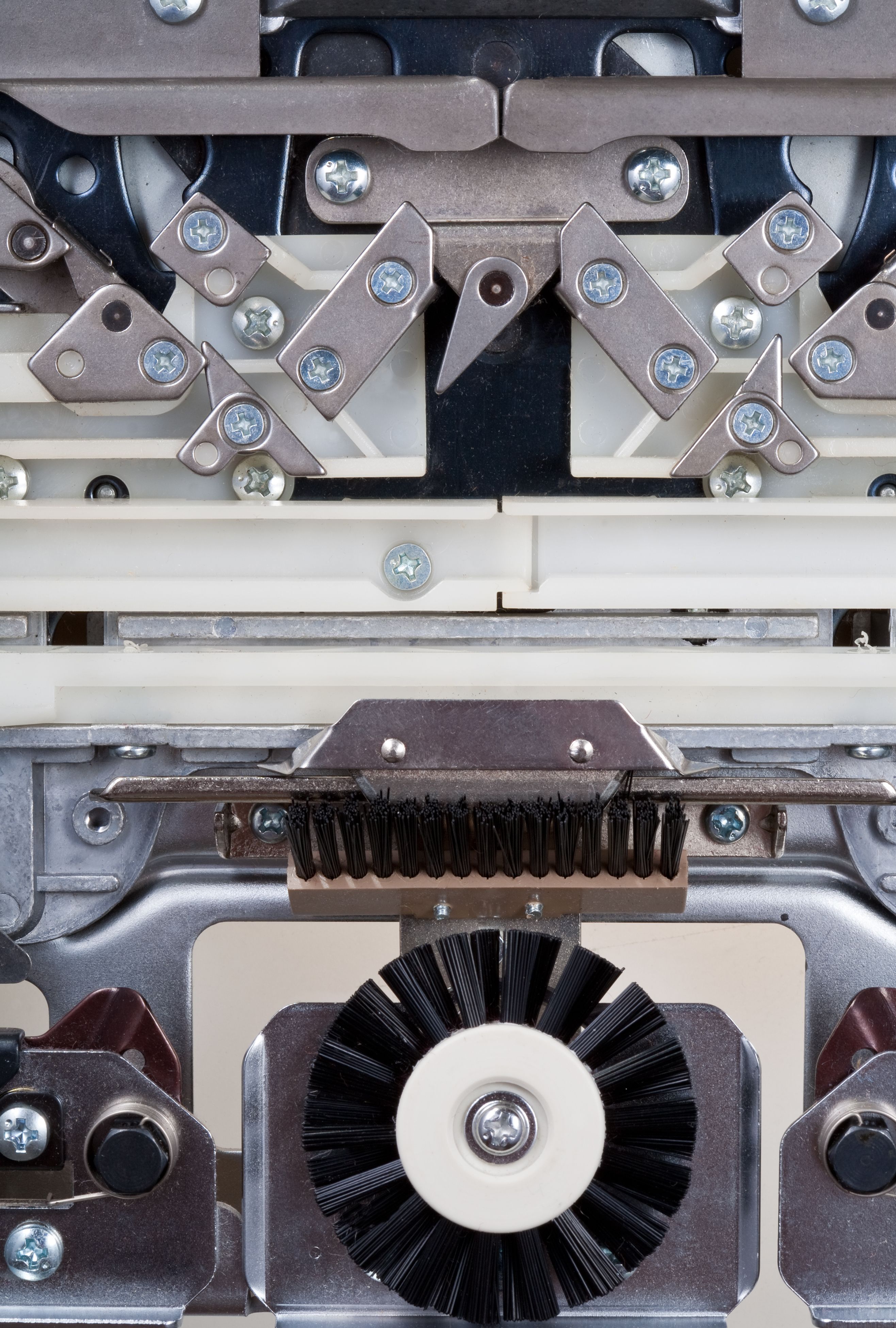 cleaning tufting machine