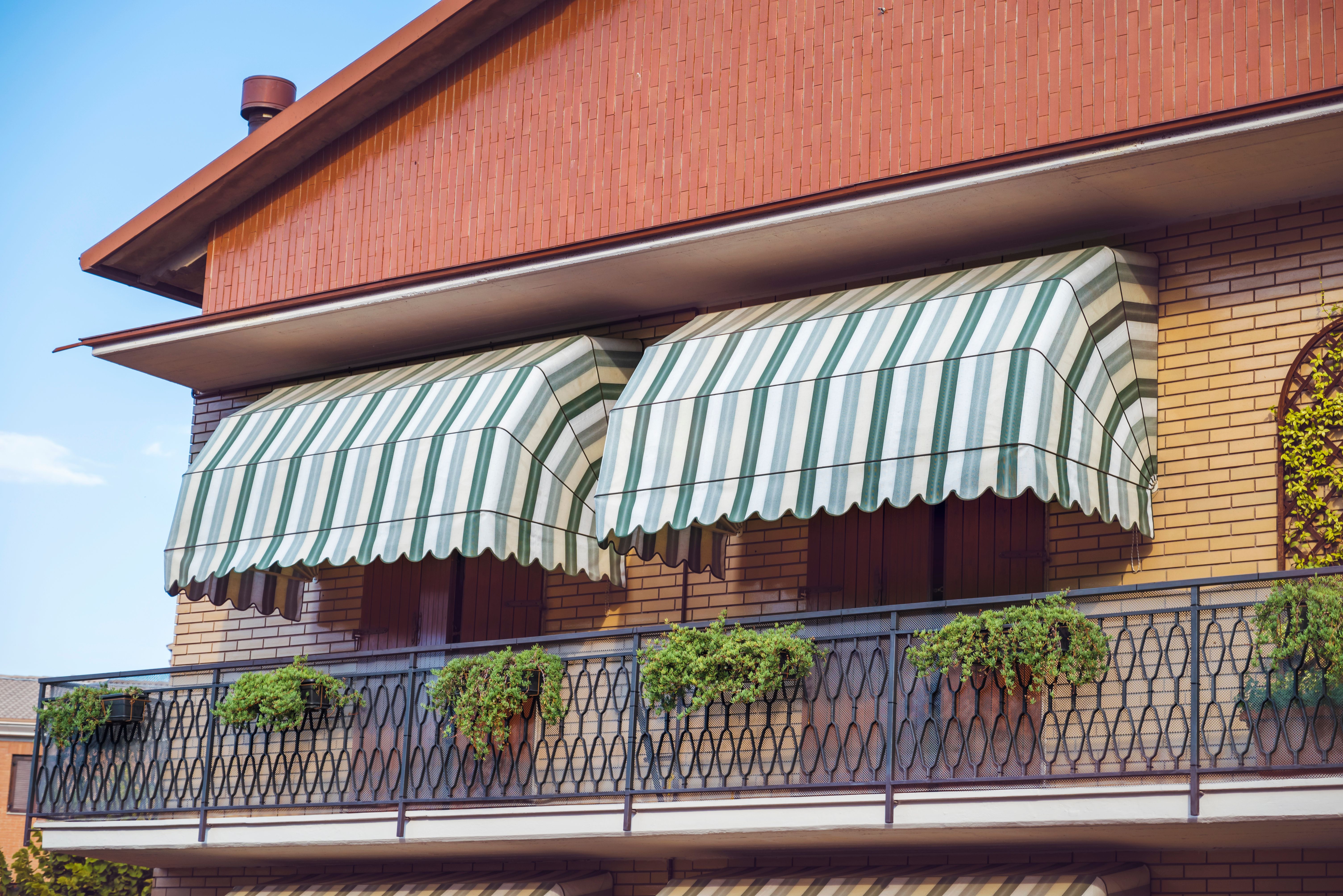 custom awnings