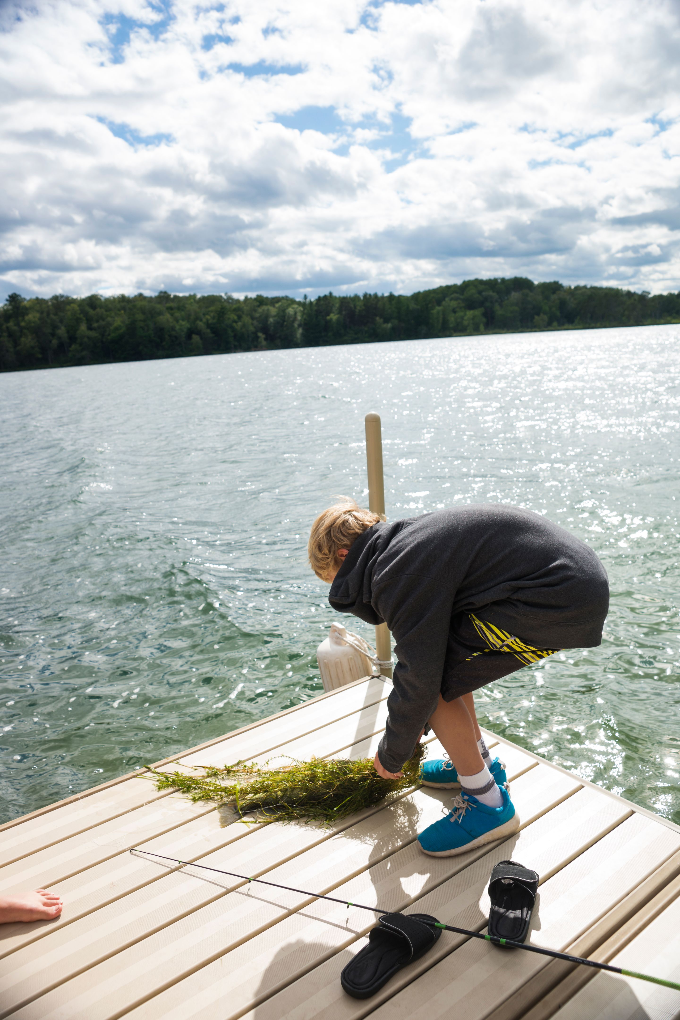 removing dock accessories