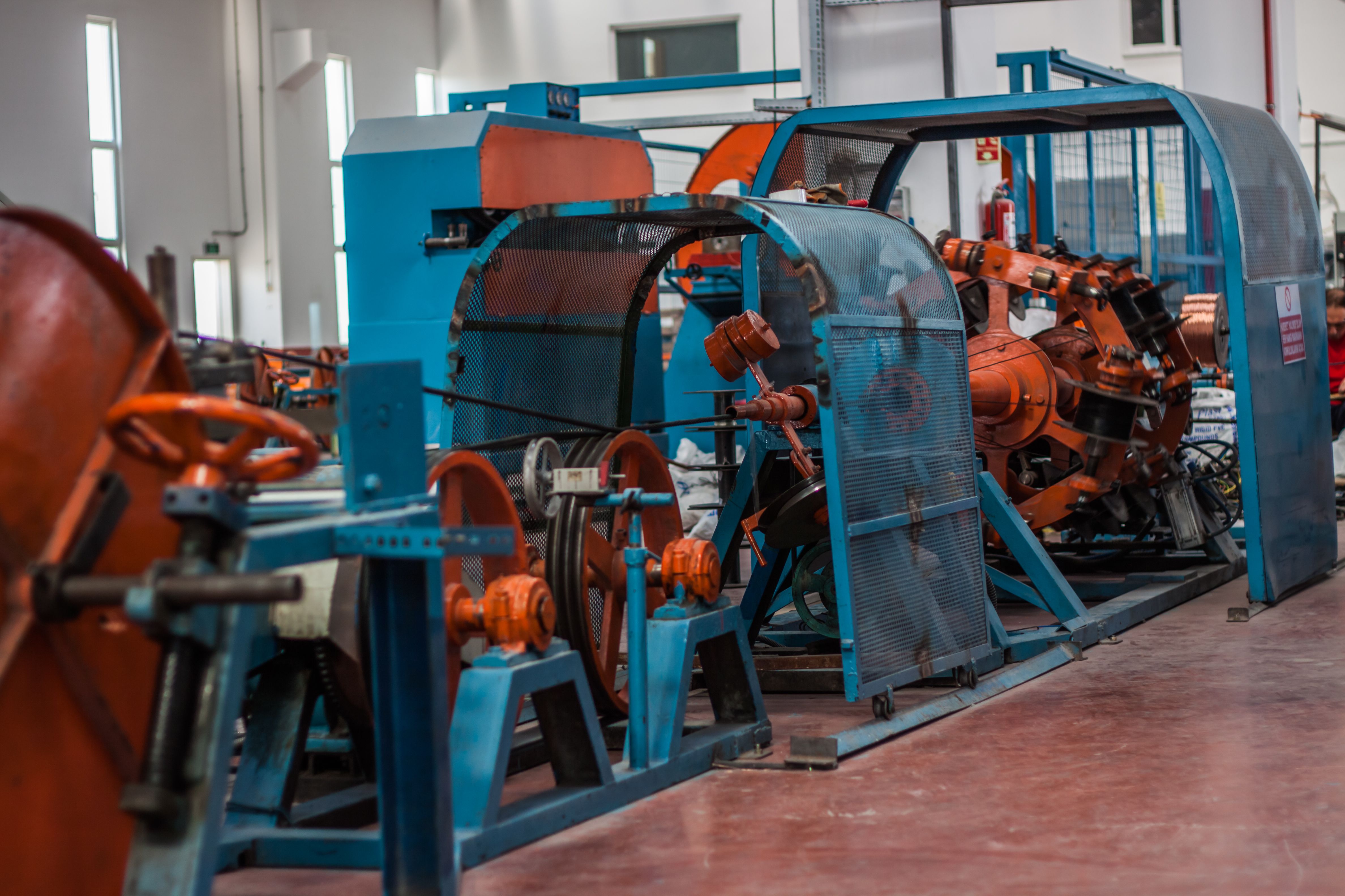 proveedor maquinaria