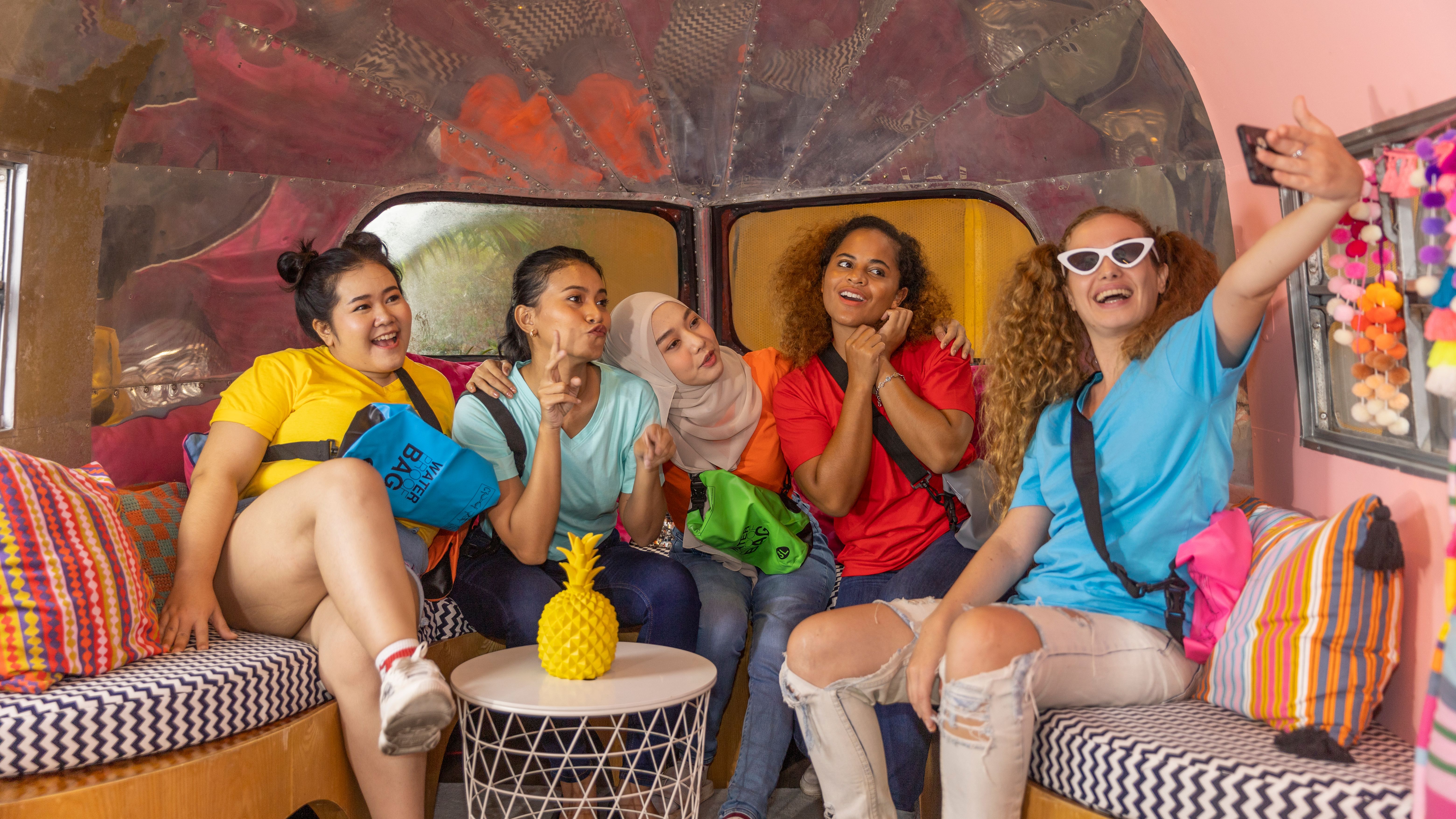 group travel shuttle