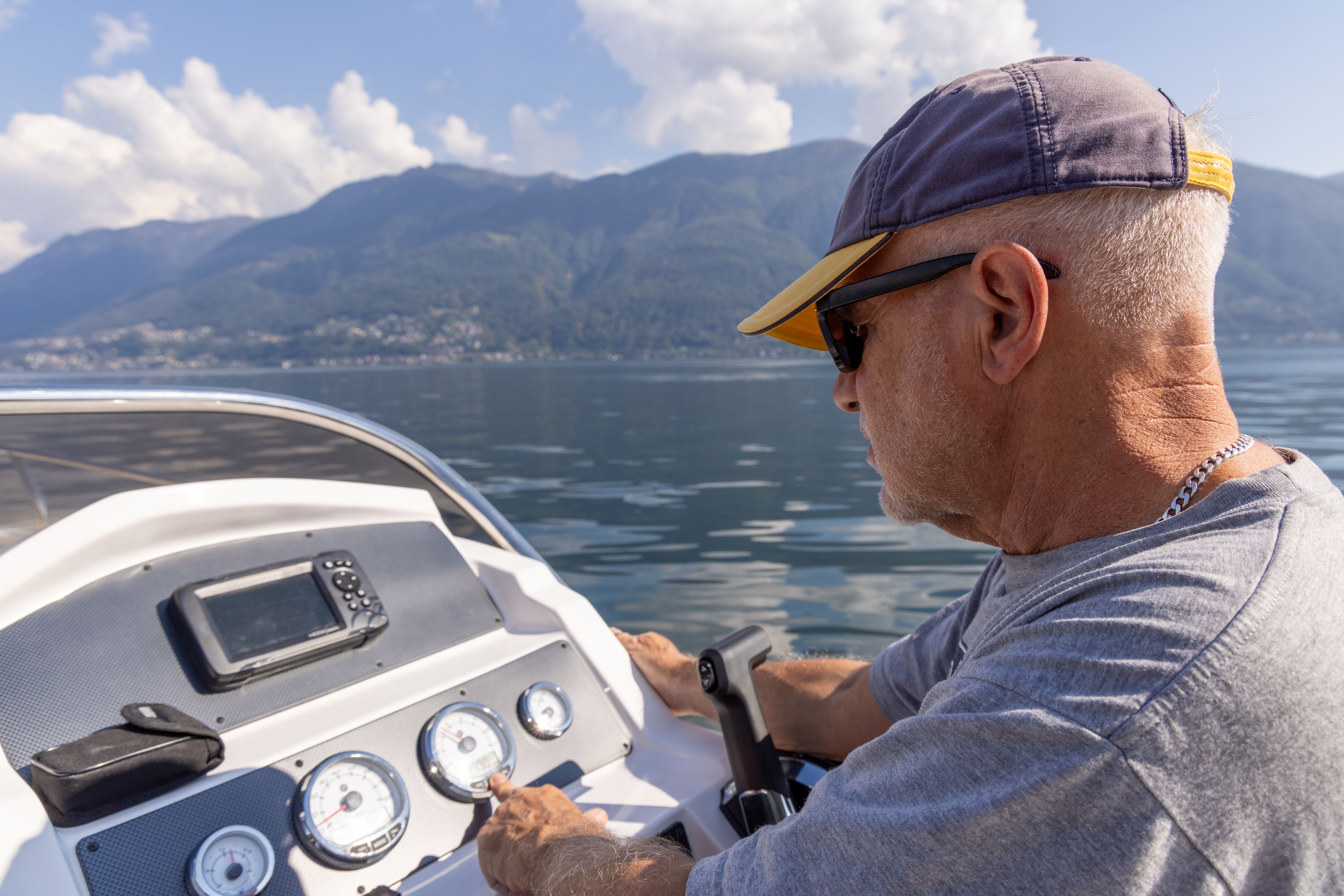 boat electronics check