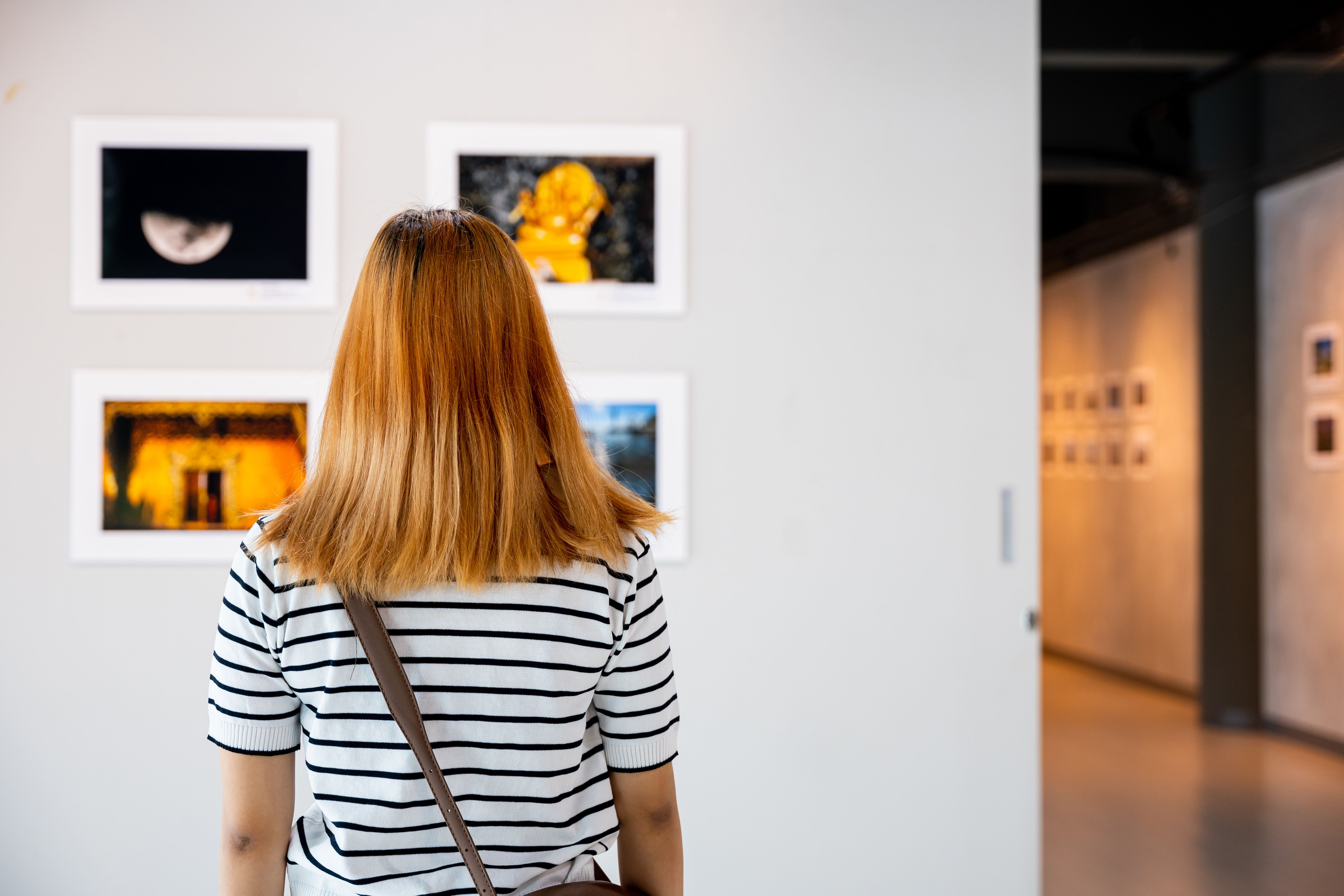 art gallery