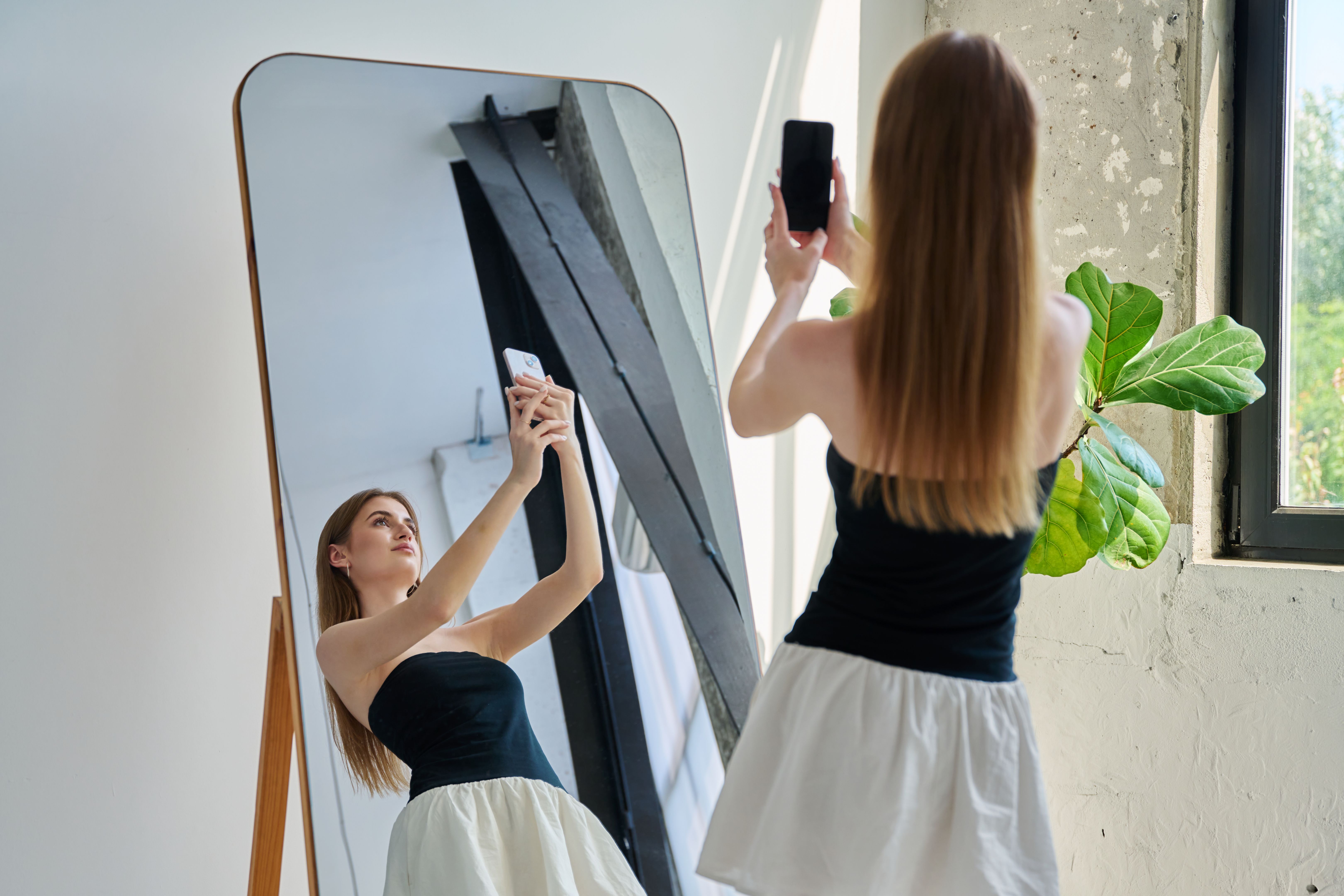 smart mirror fashion