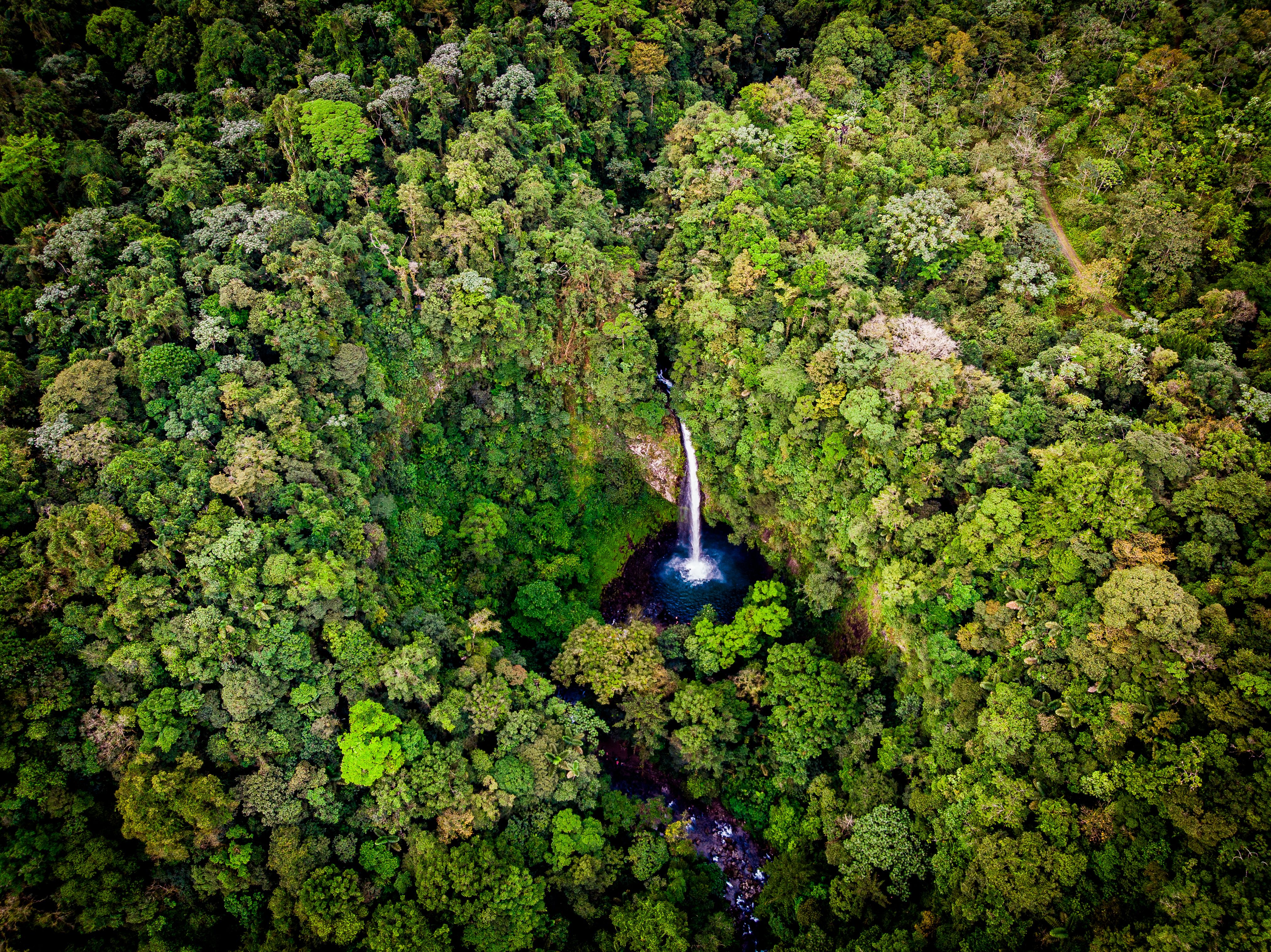 la fortuna waterfall