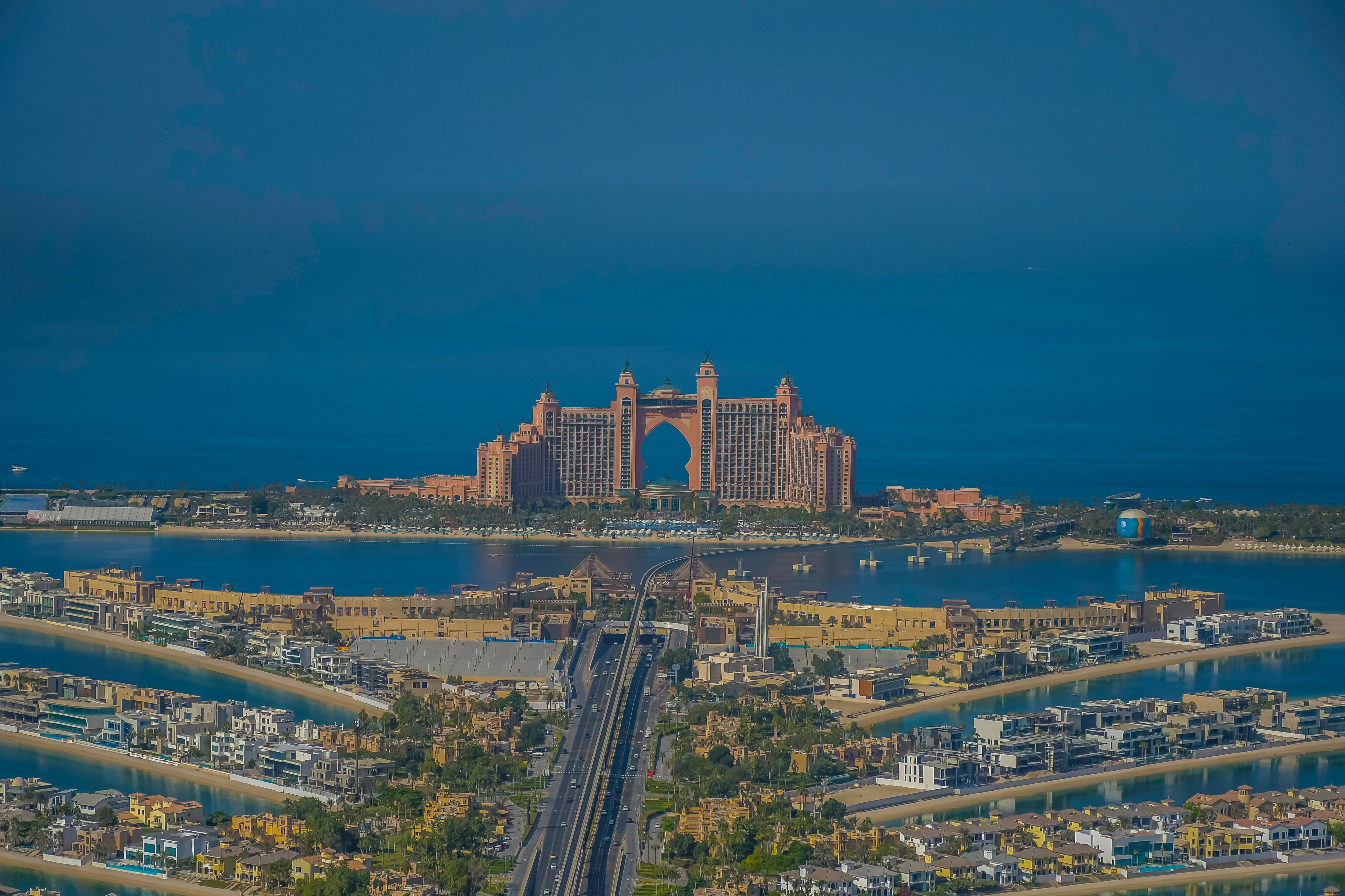 palm jumeirah luxury