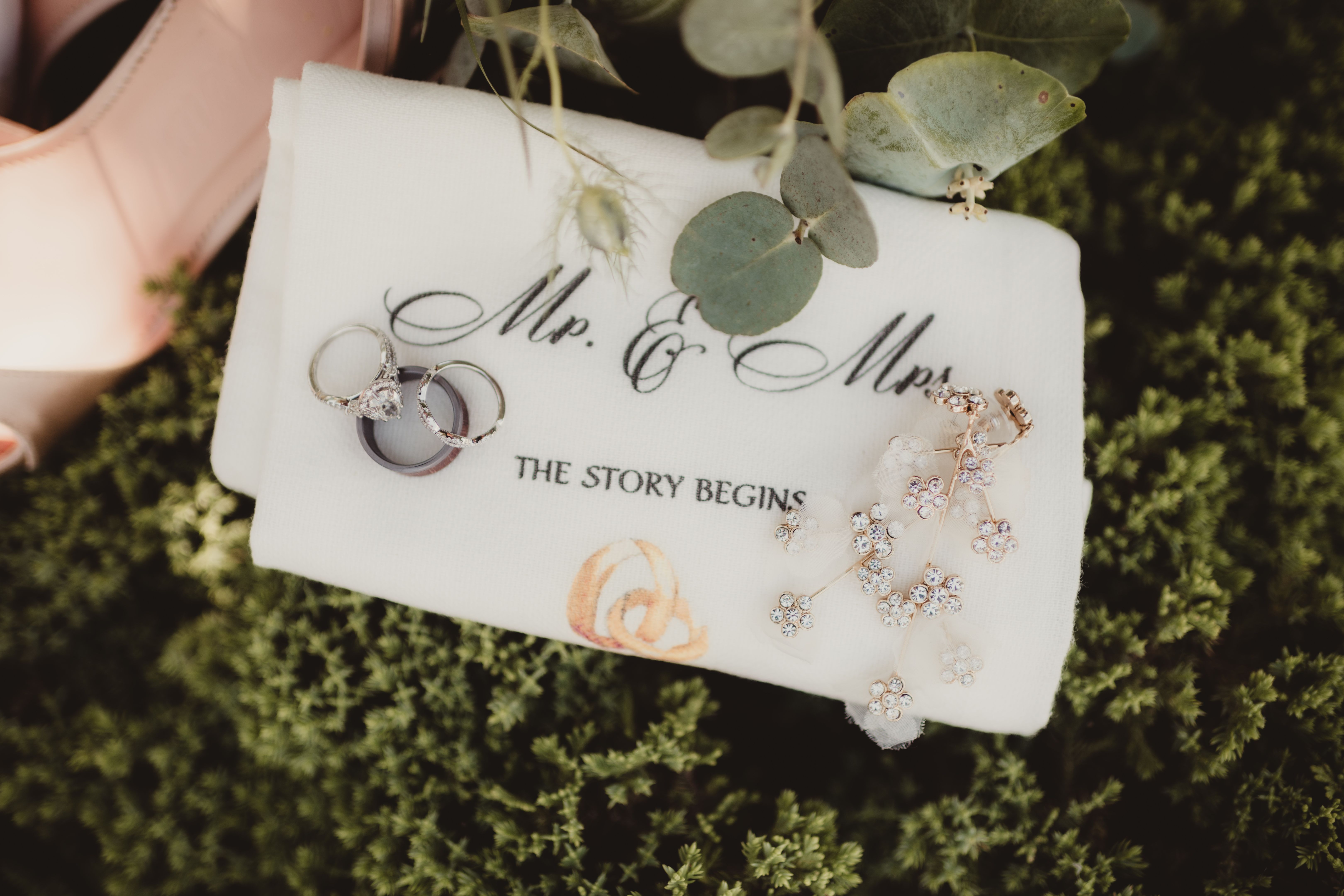 custom engagement rings