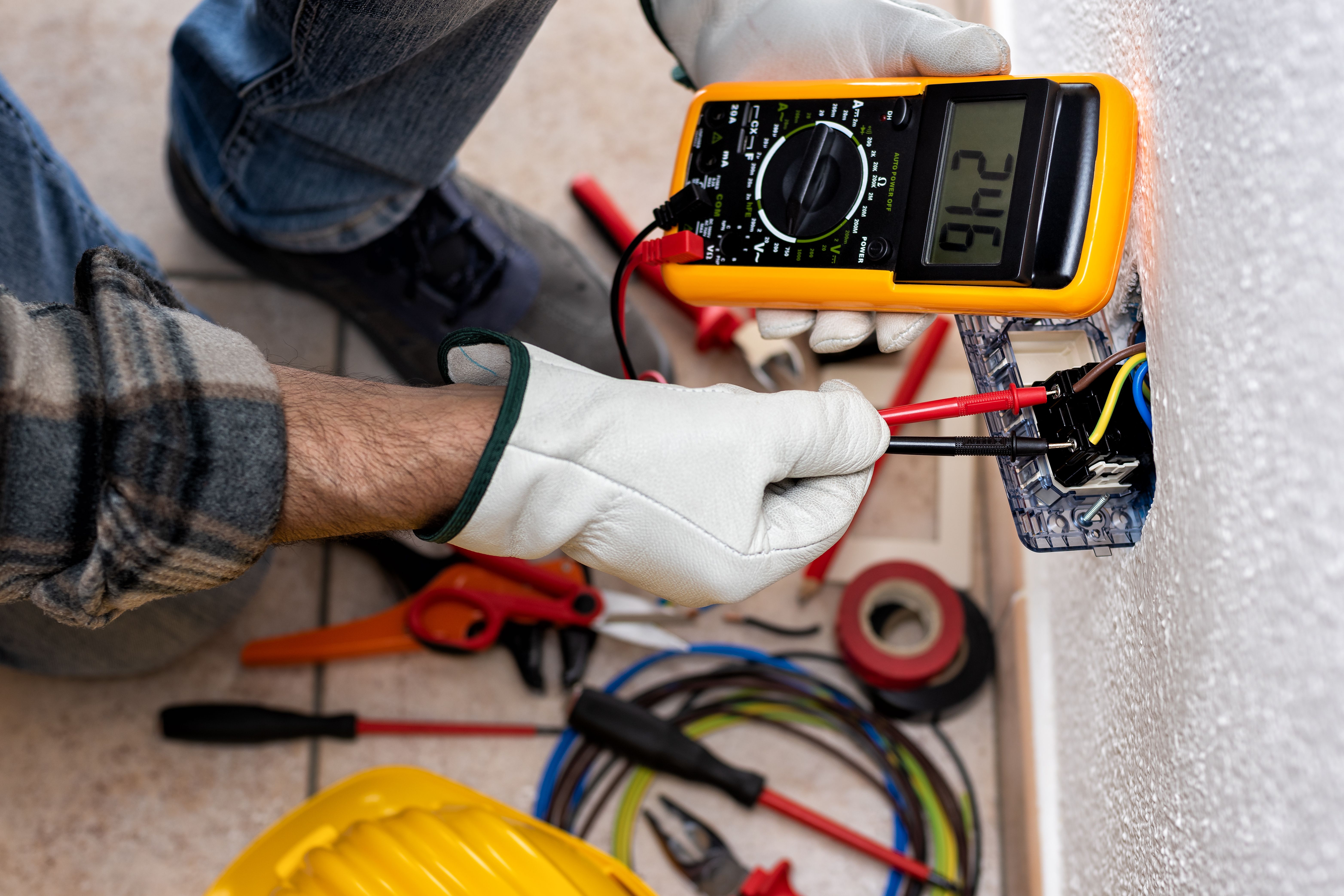 electrician tool safety