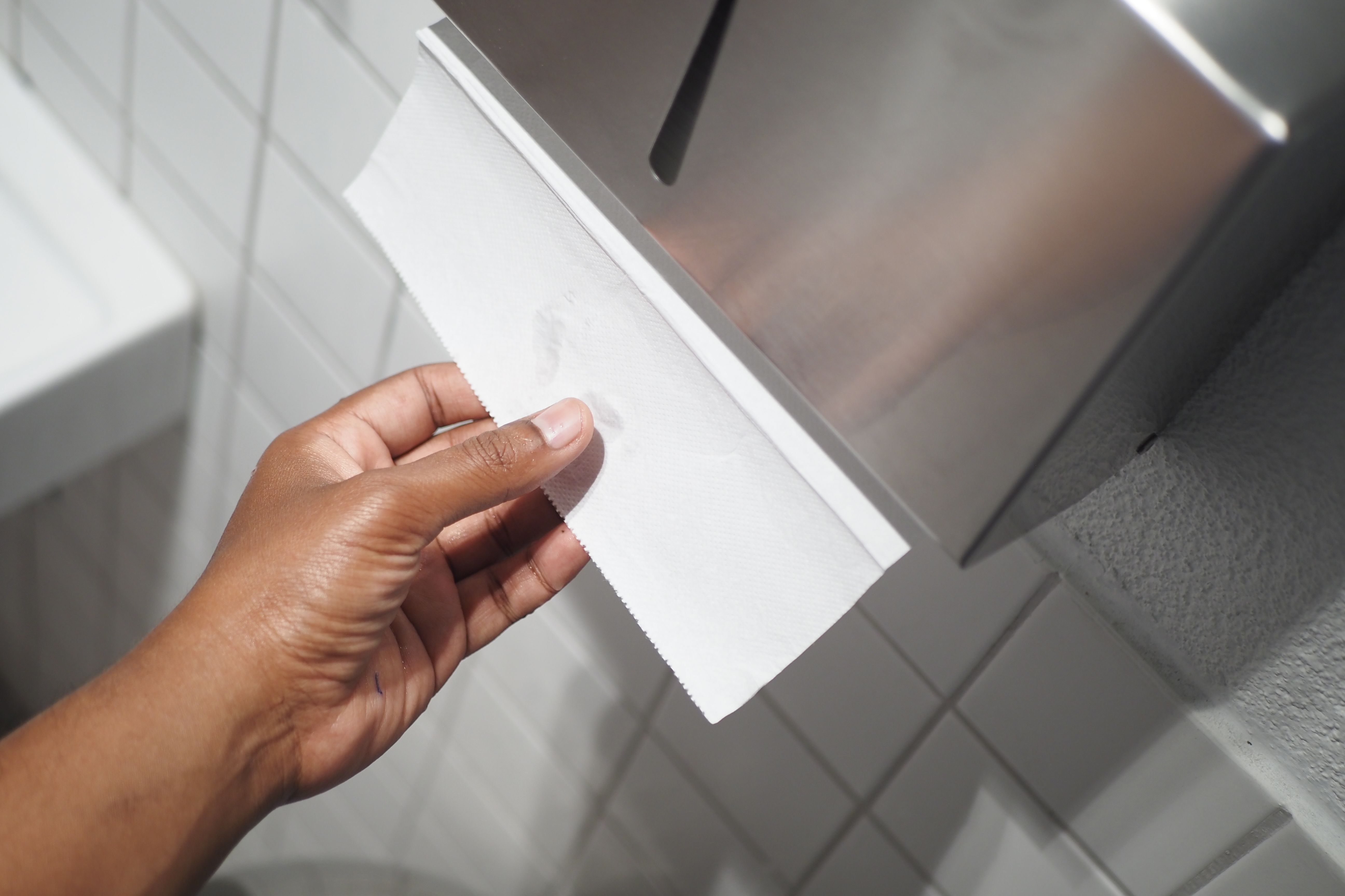 paper towel dispenser