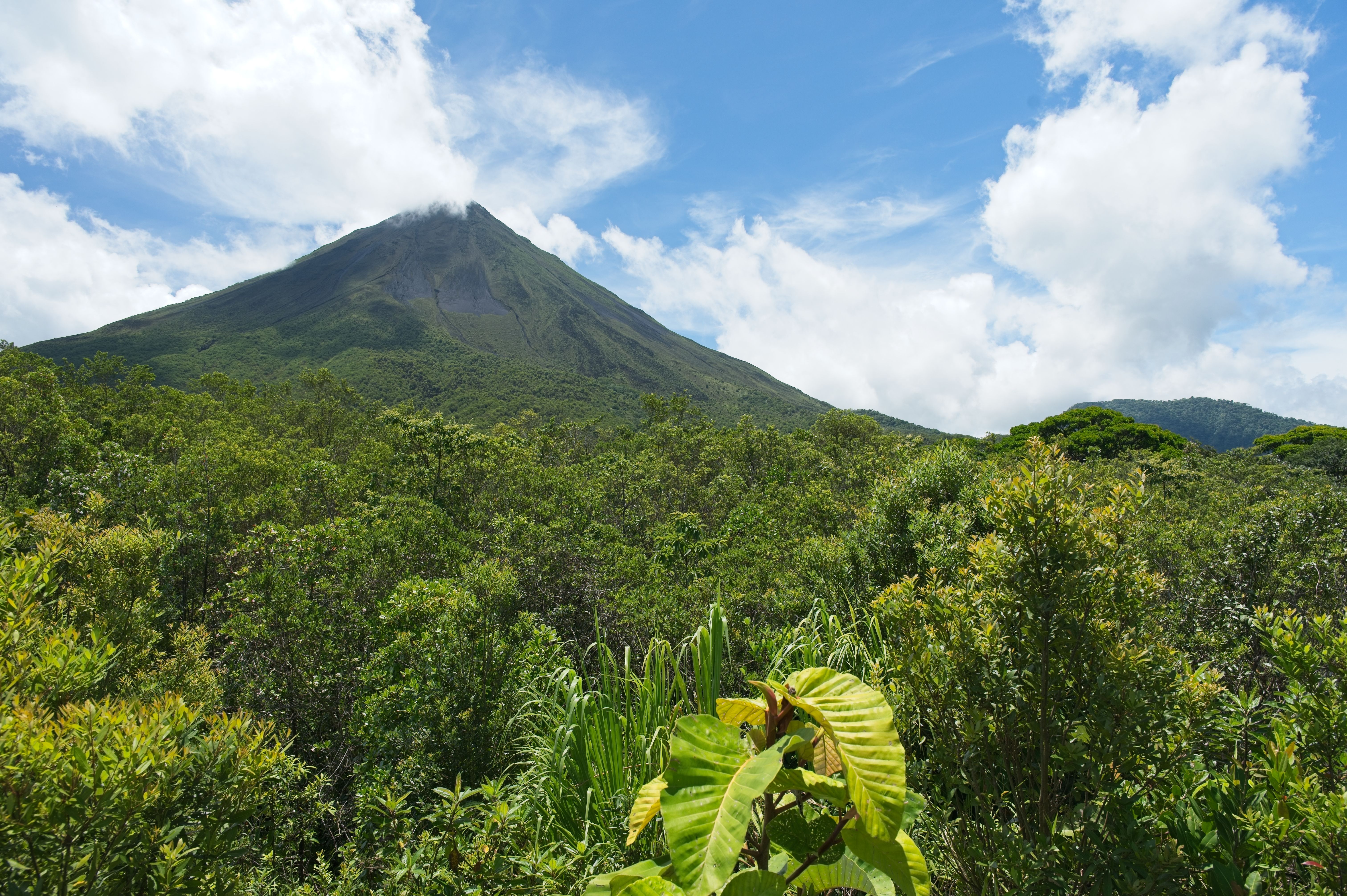 arenal volcano