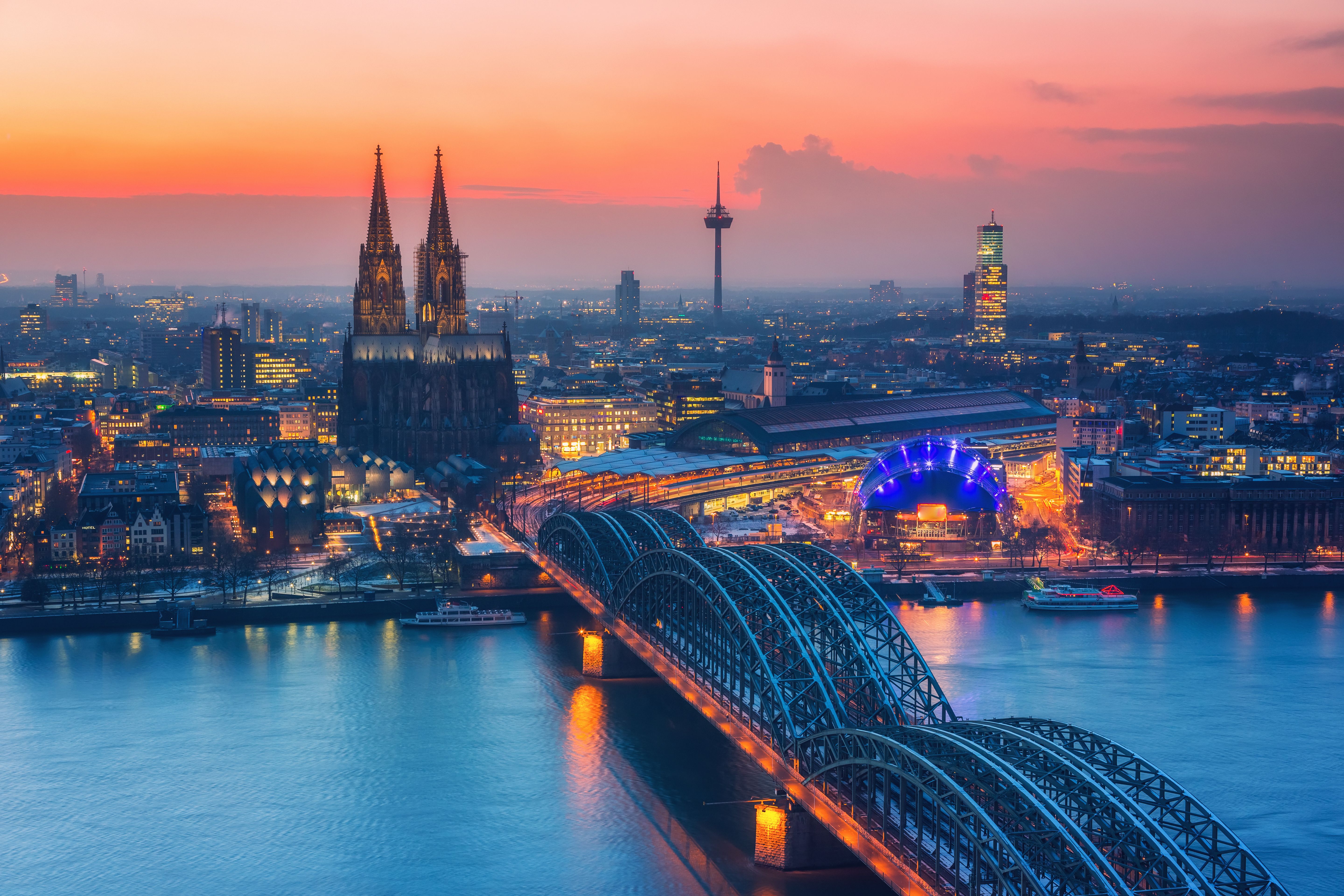 Cologne cityscape night