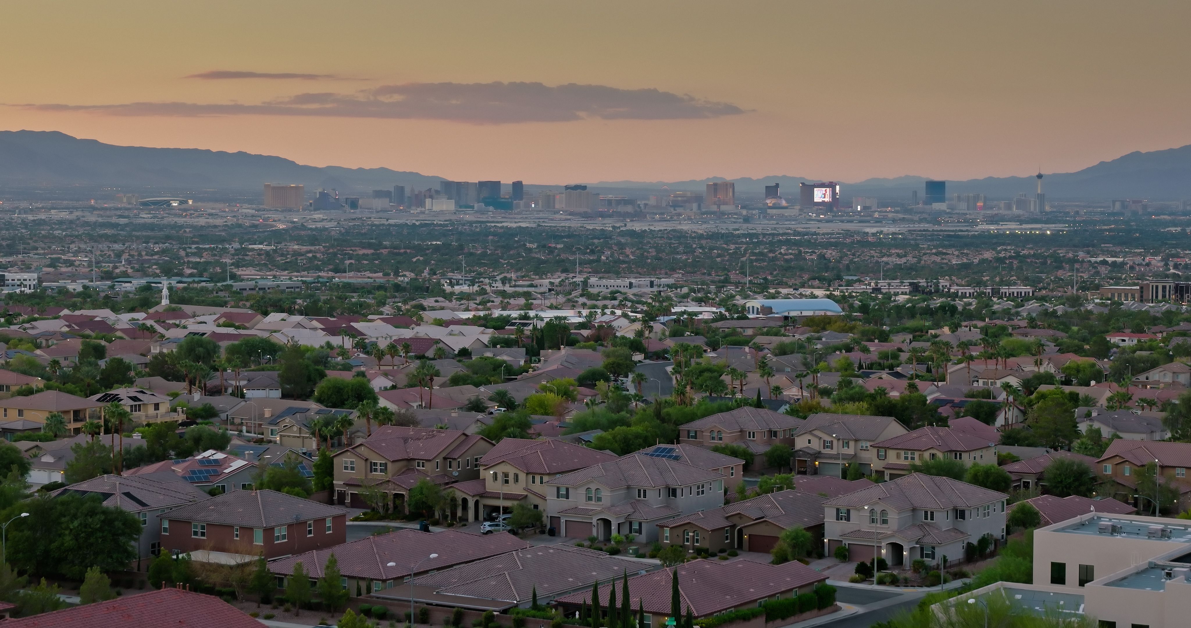 las vegas housing