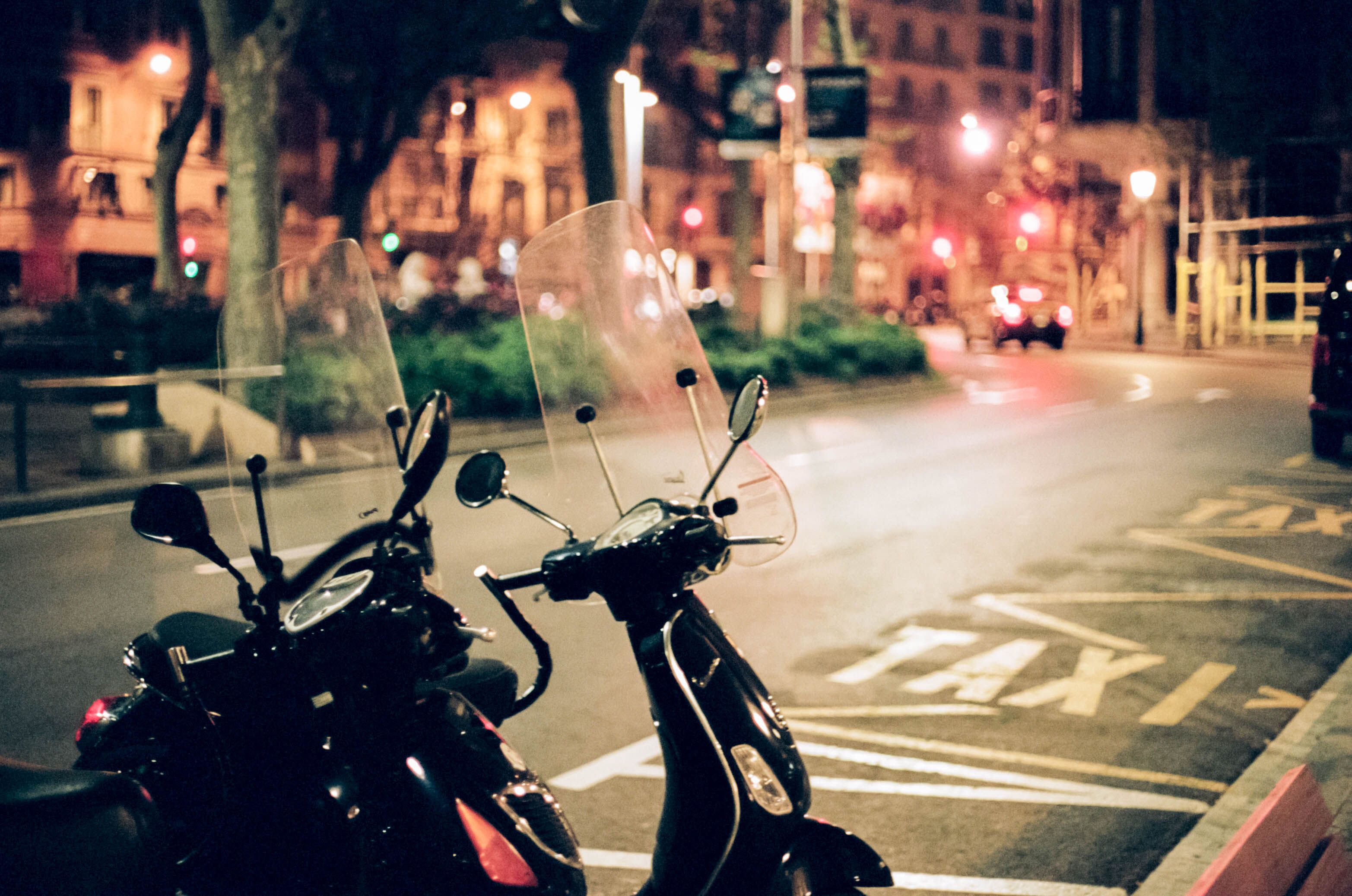 barcelona scootering