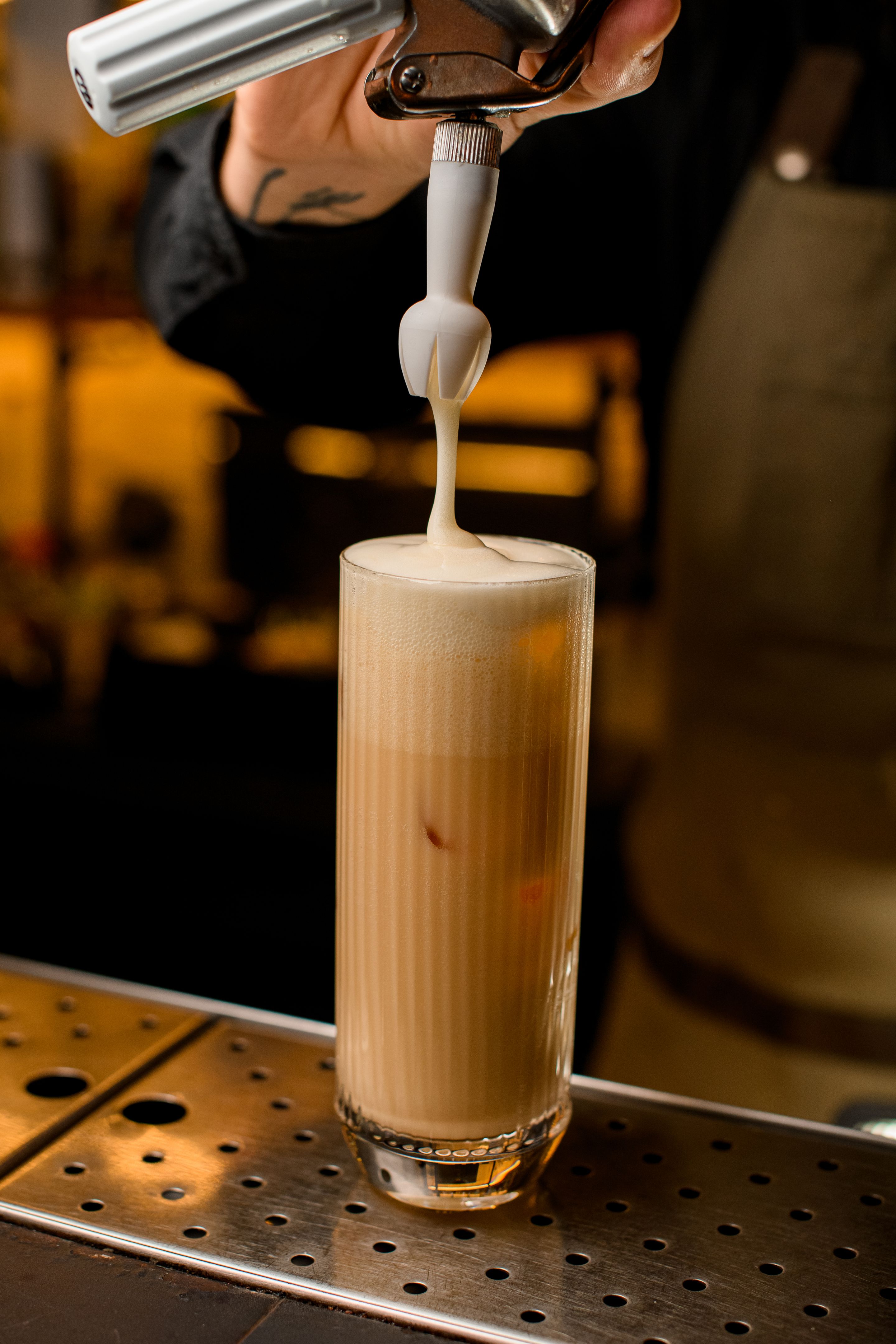 whipped cream dispenser