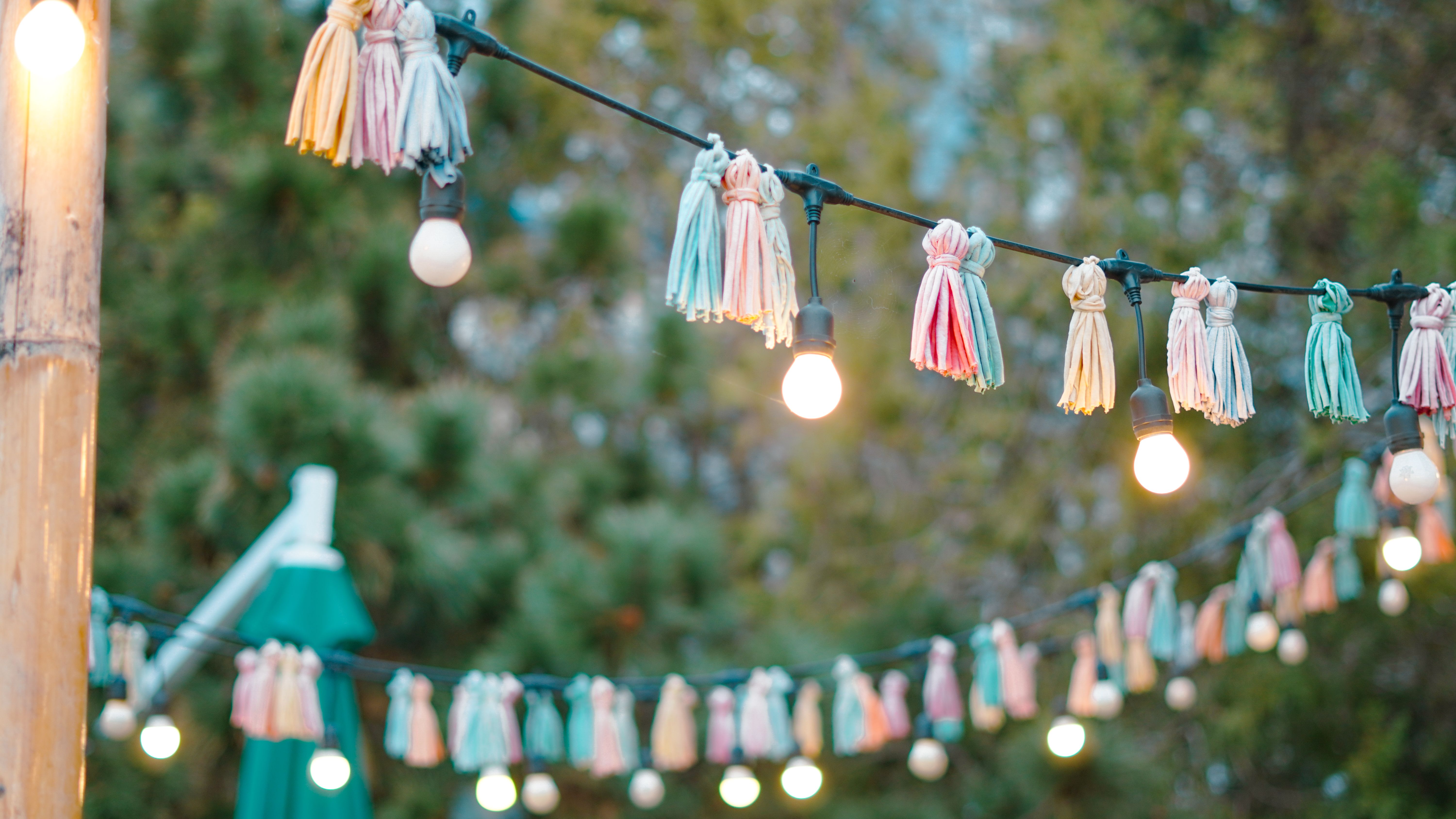 string lights outdoor event