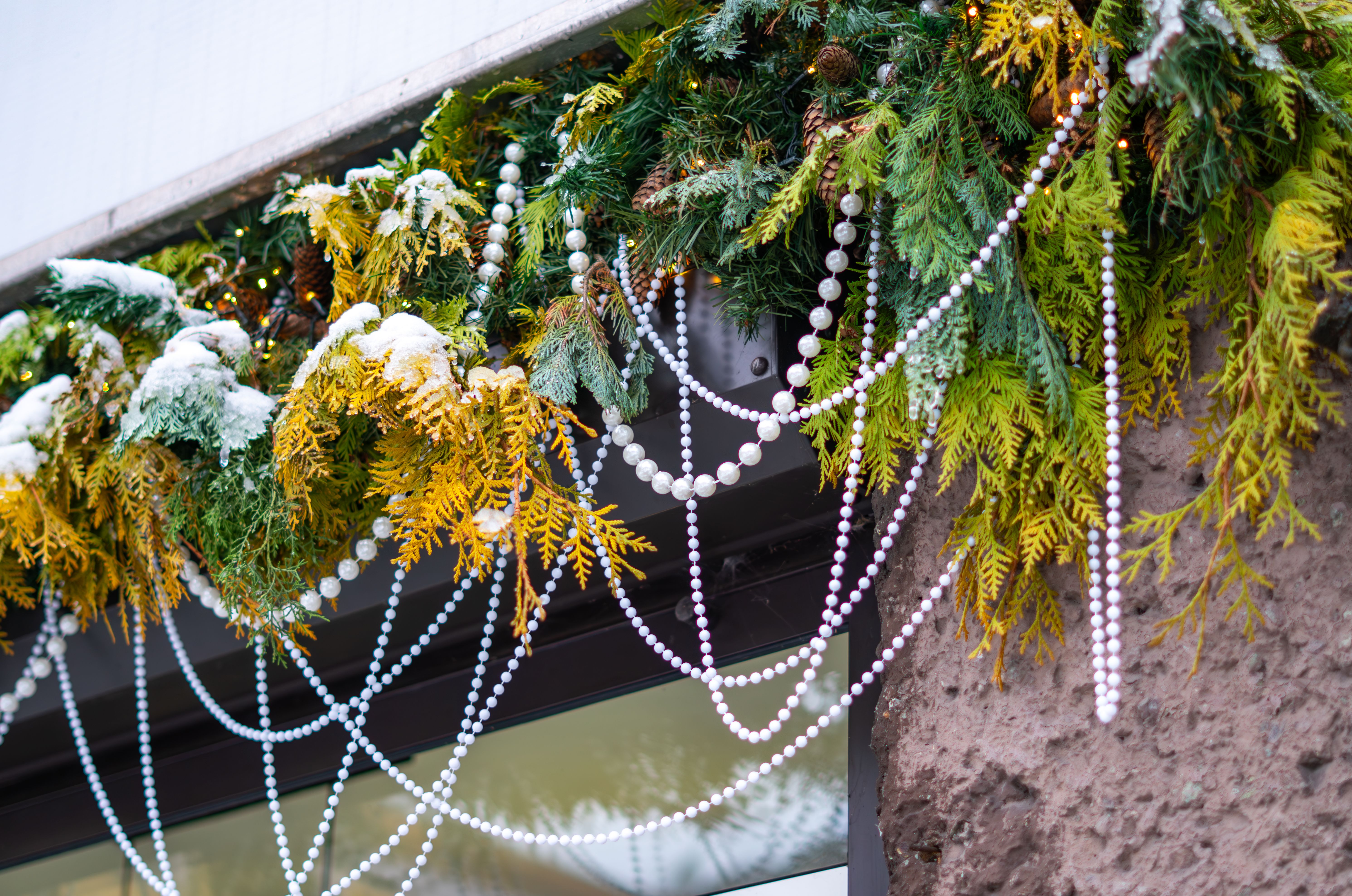 seasonal storefront decor