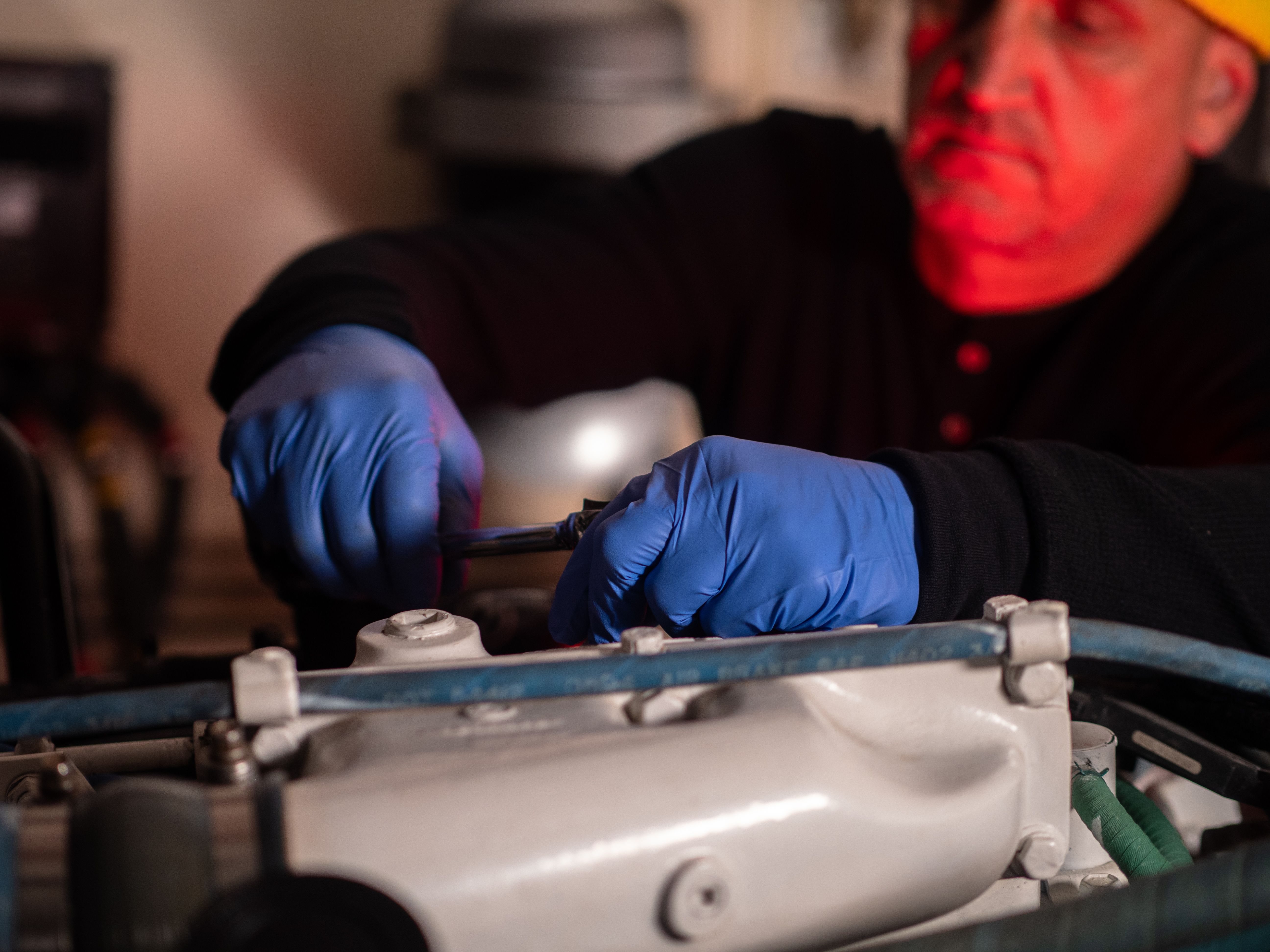 boat engine inspection