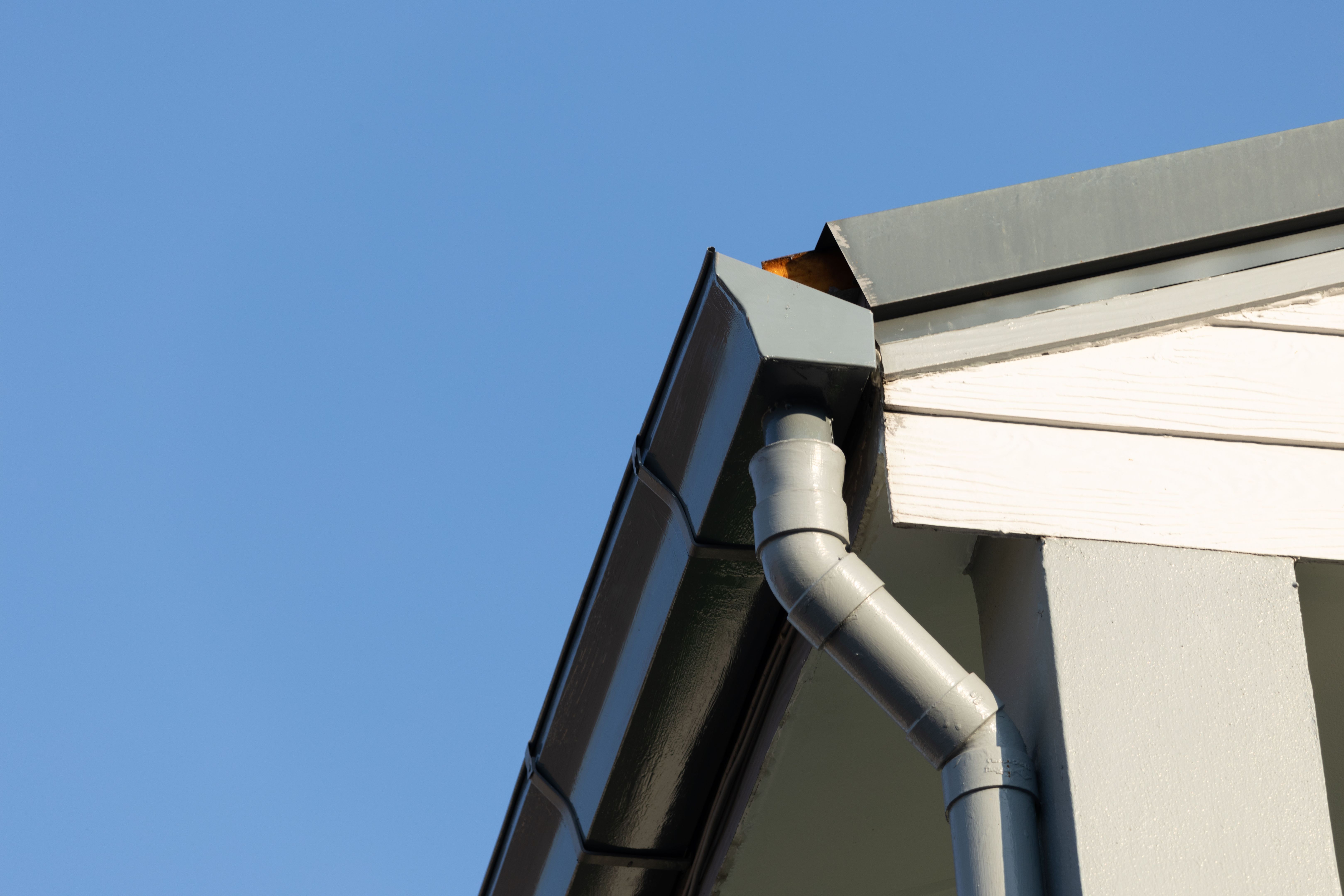 gutters maintenance