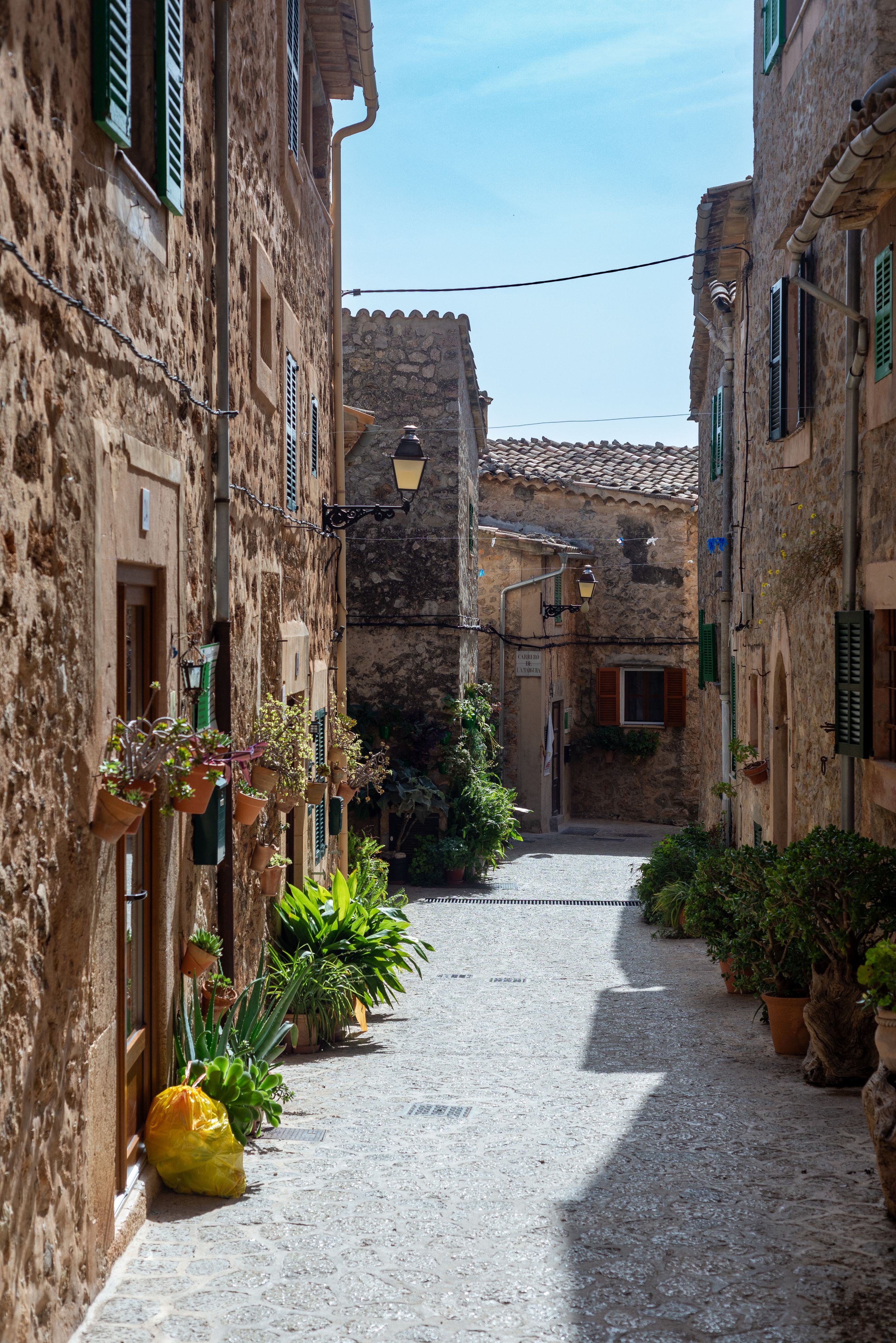 Valldemossa streets