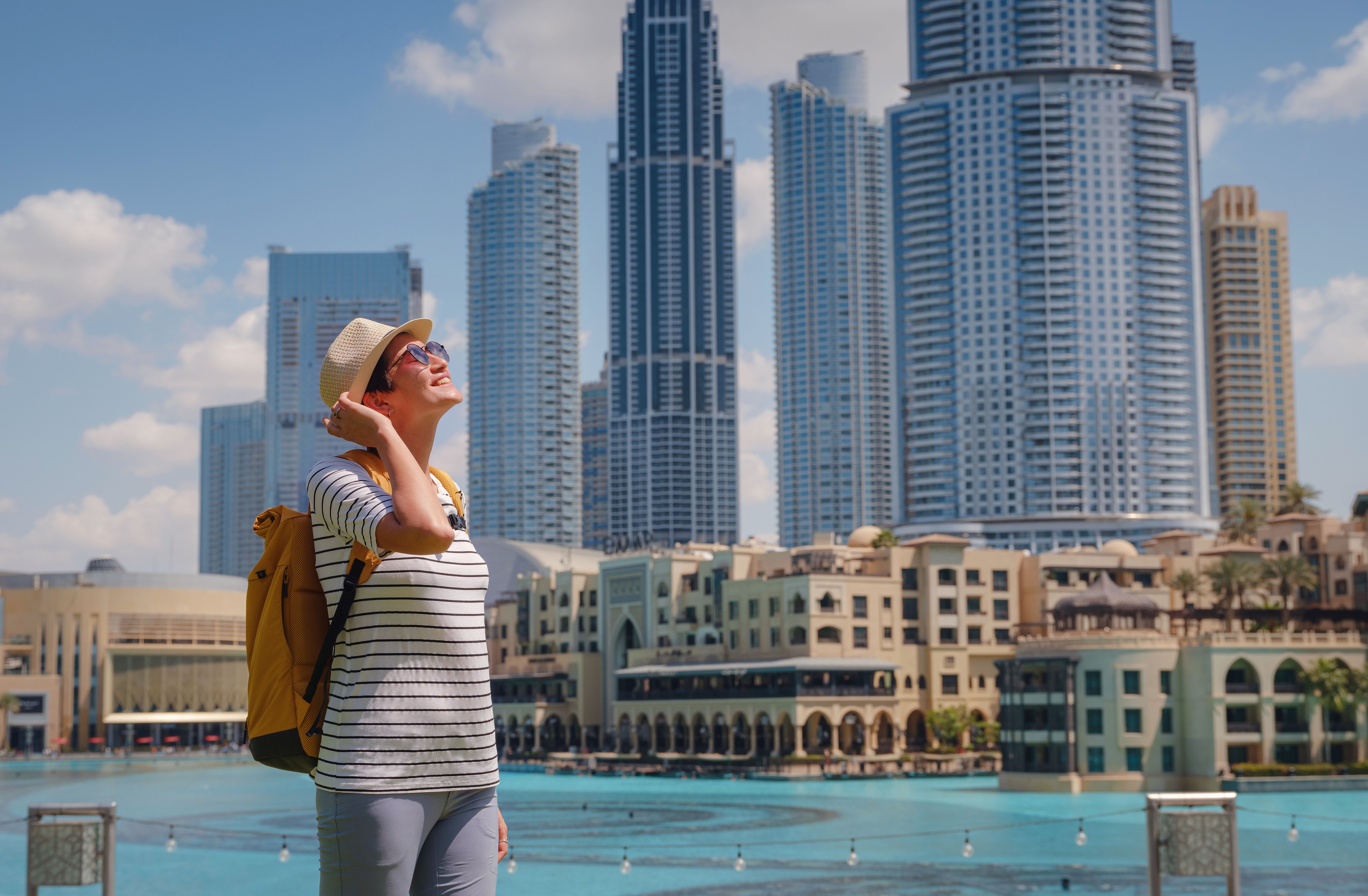 tourist trip to futuristic dubai