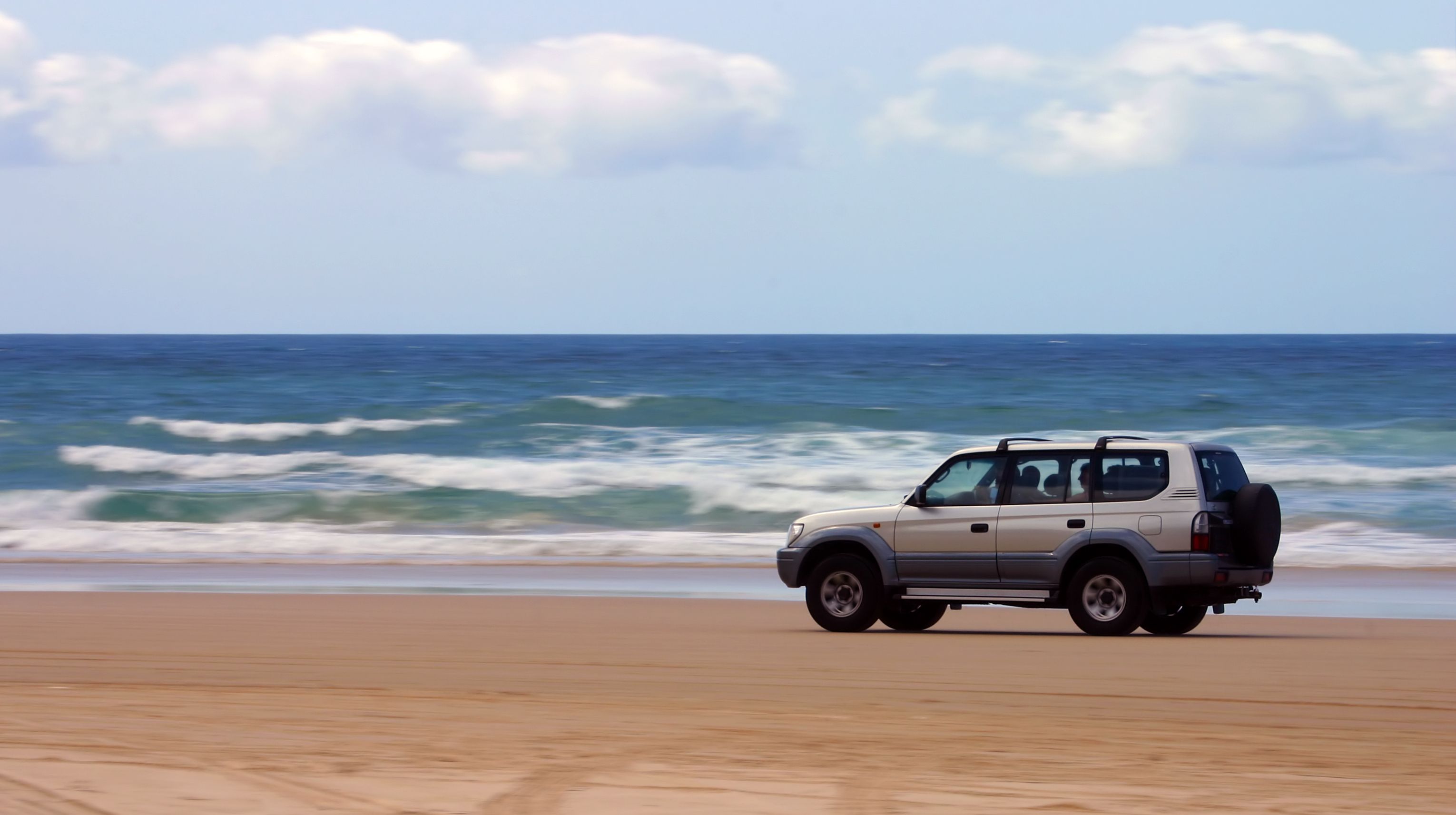 suv beach