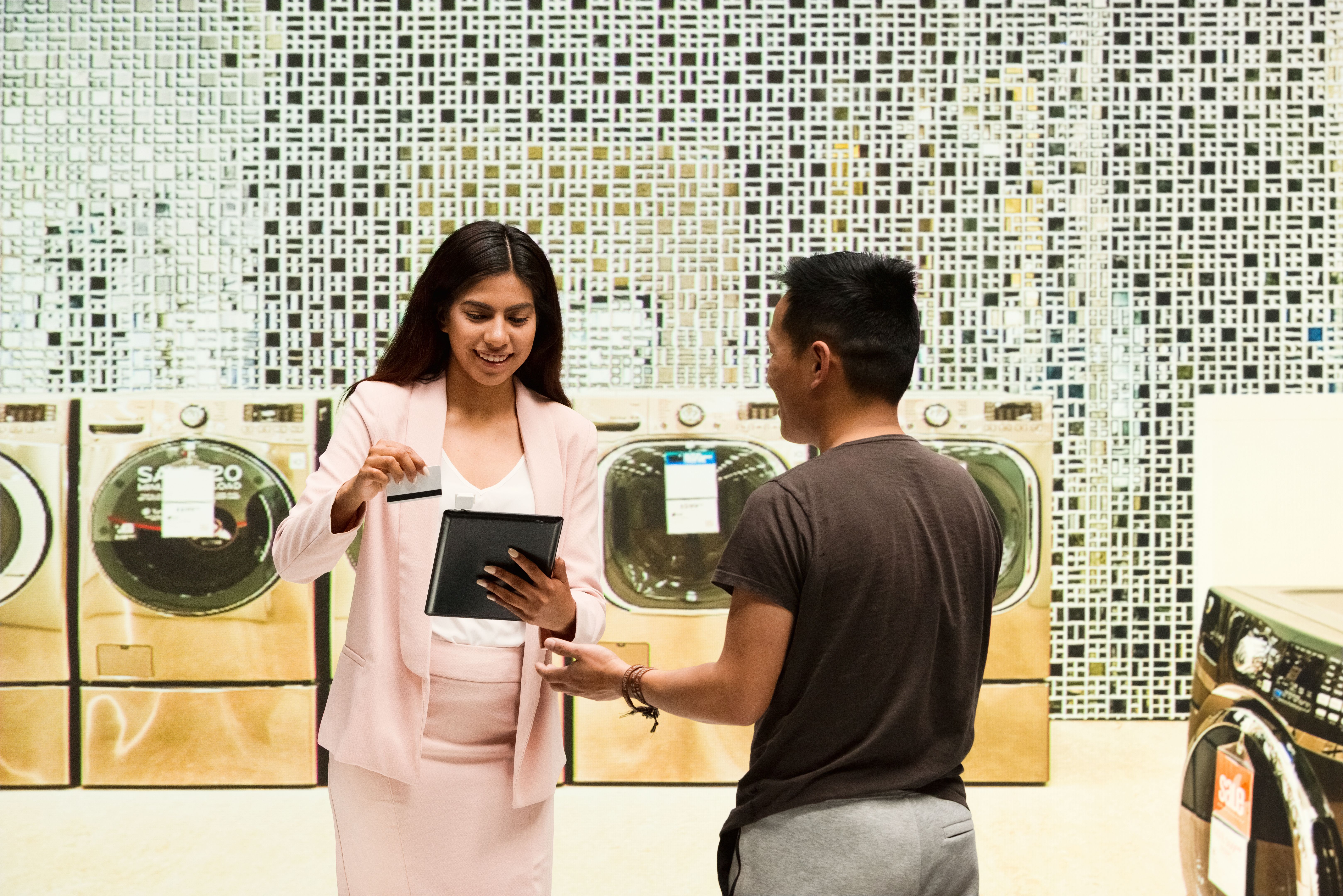 choosing laundry service