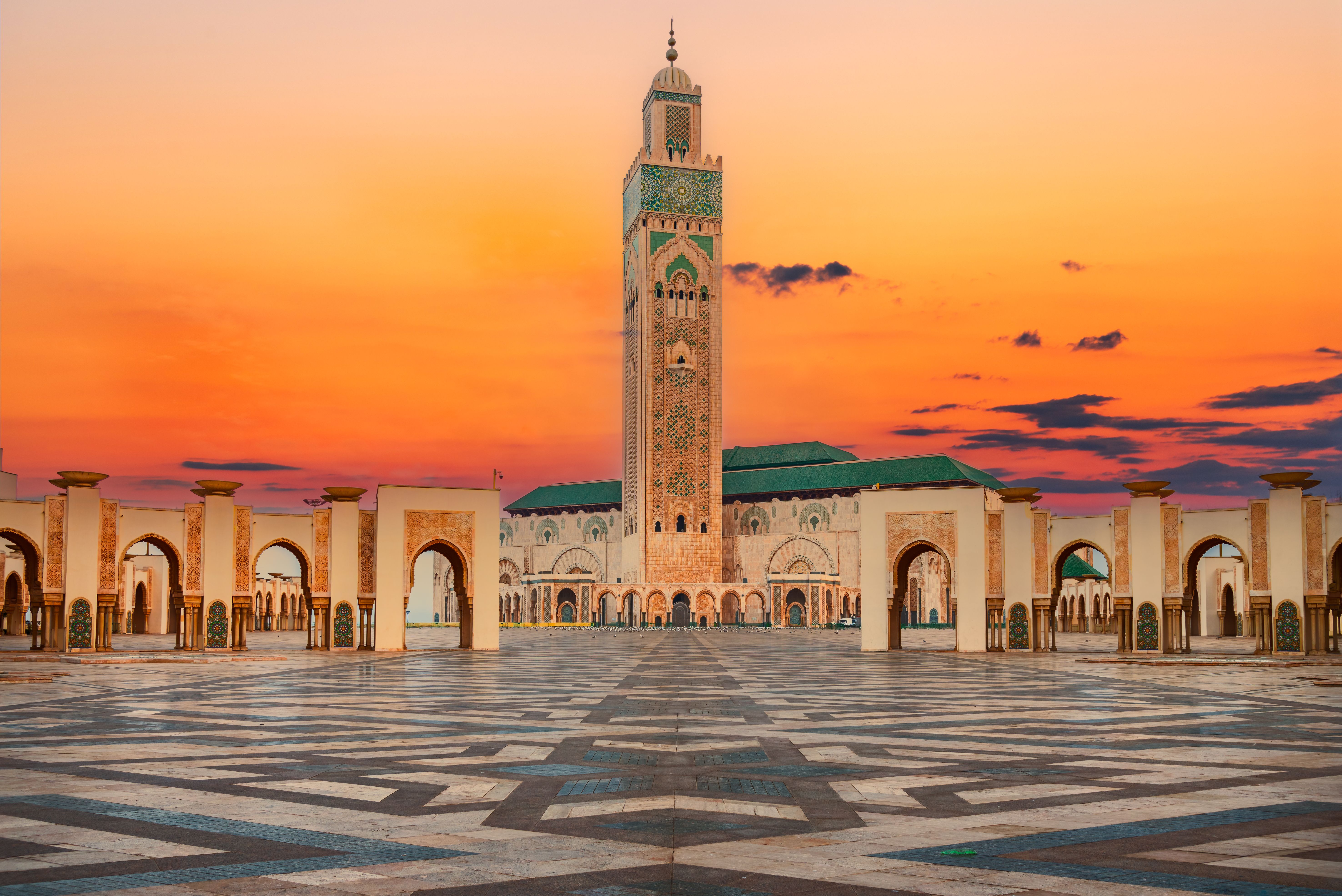 Casablanca, Morocco. Front view of the Hassan II mosque and the highest minaret in the world, Arabian style Casablanca, Morocco. Front view of the Hassan II mosque and the highest minaret in the world, Arabian style