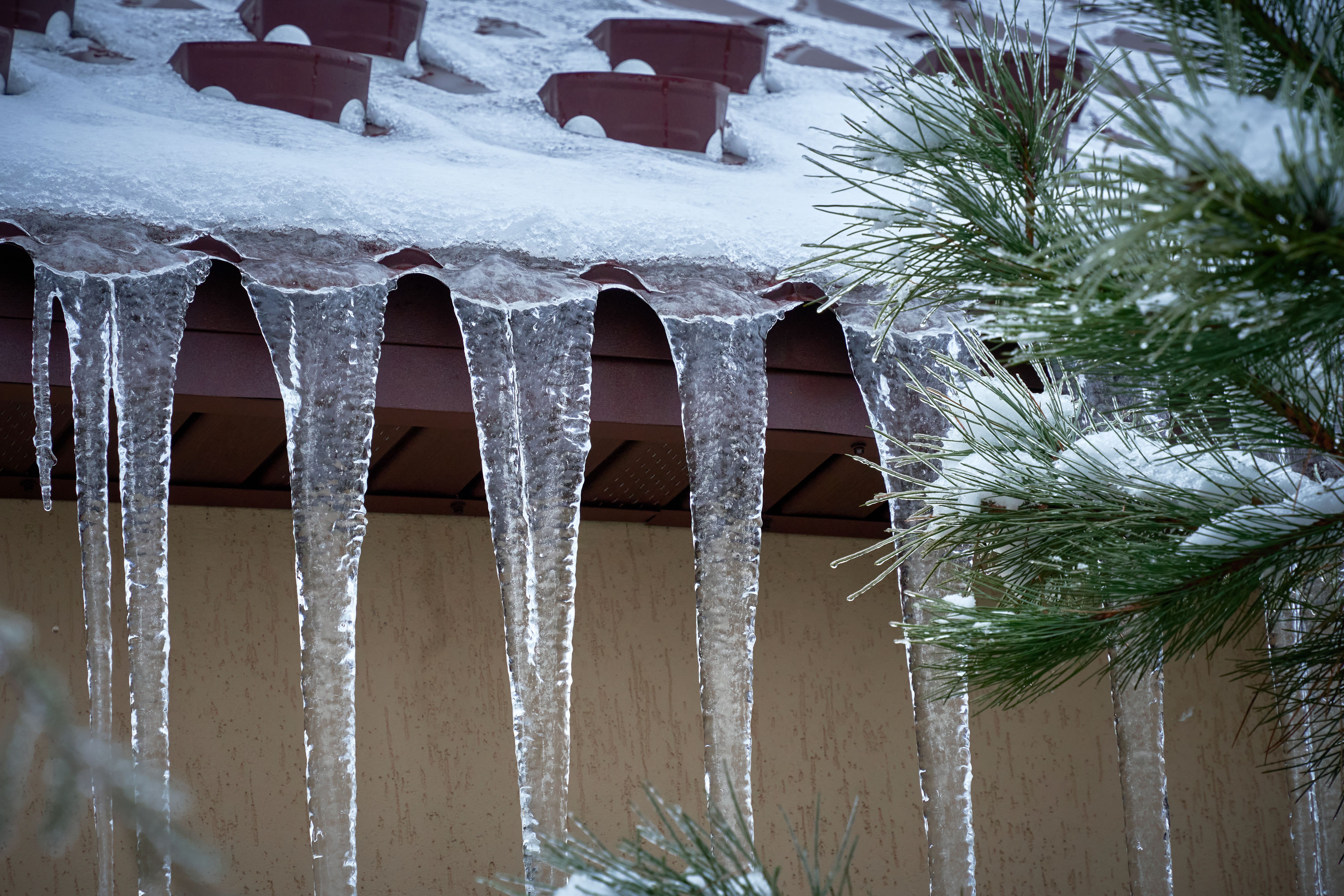 ice dam gutters
