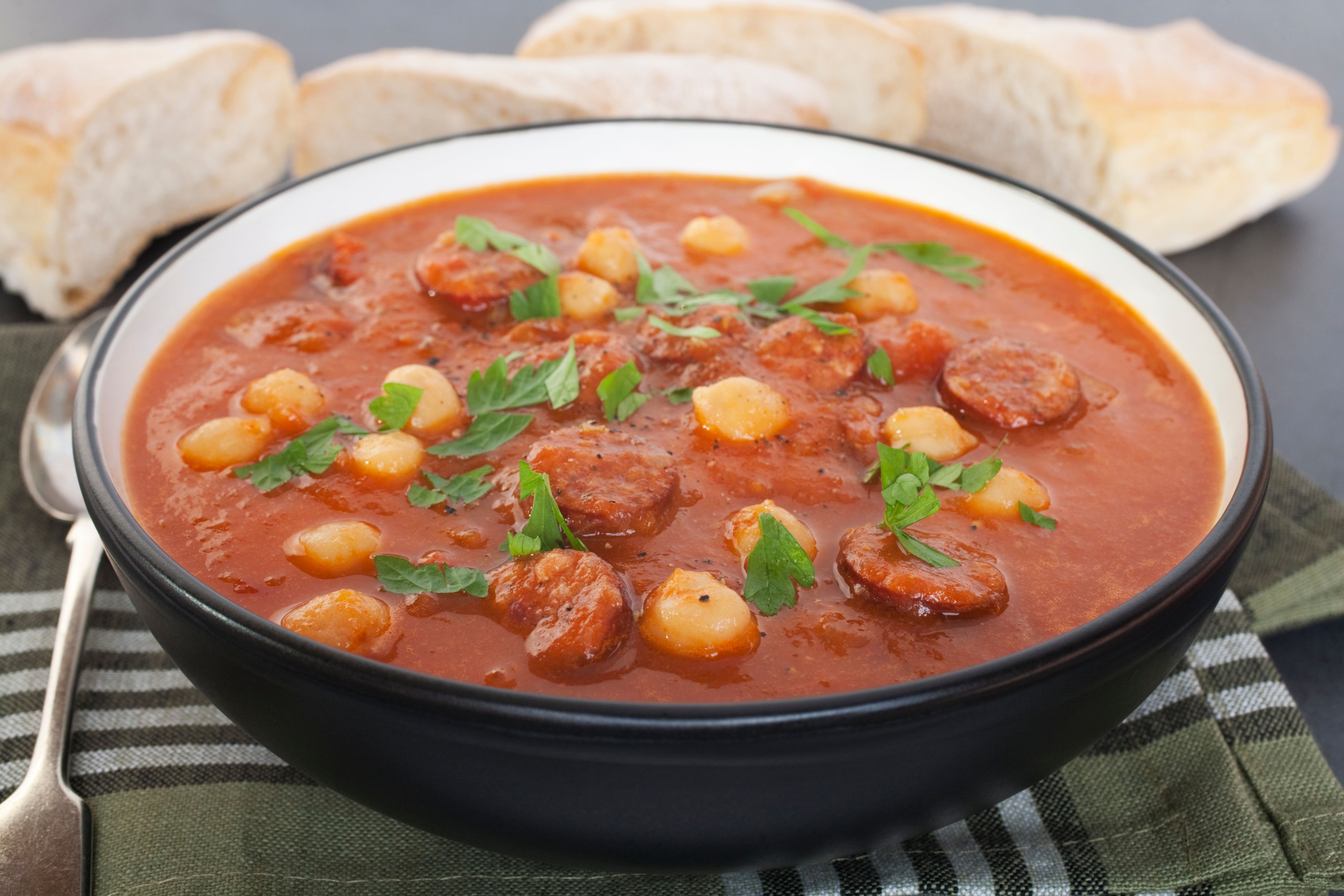 chorizo chickpeas spinach