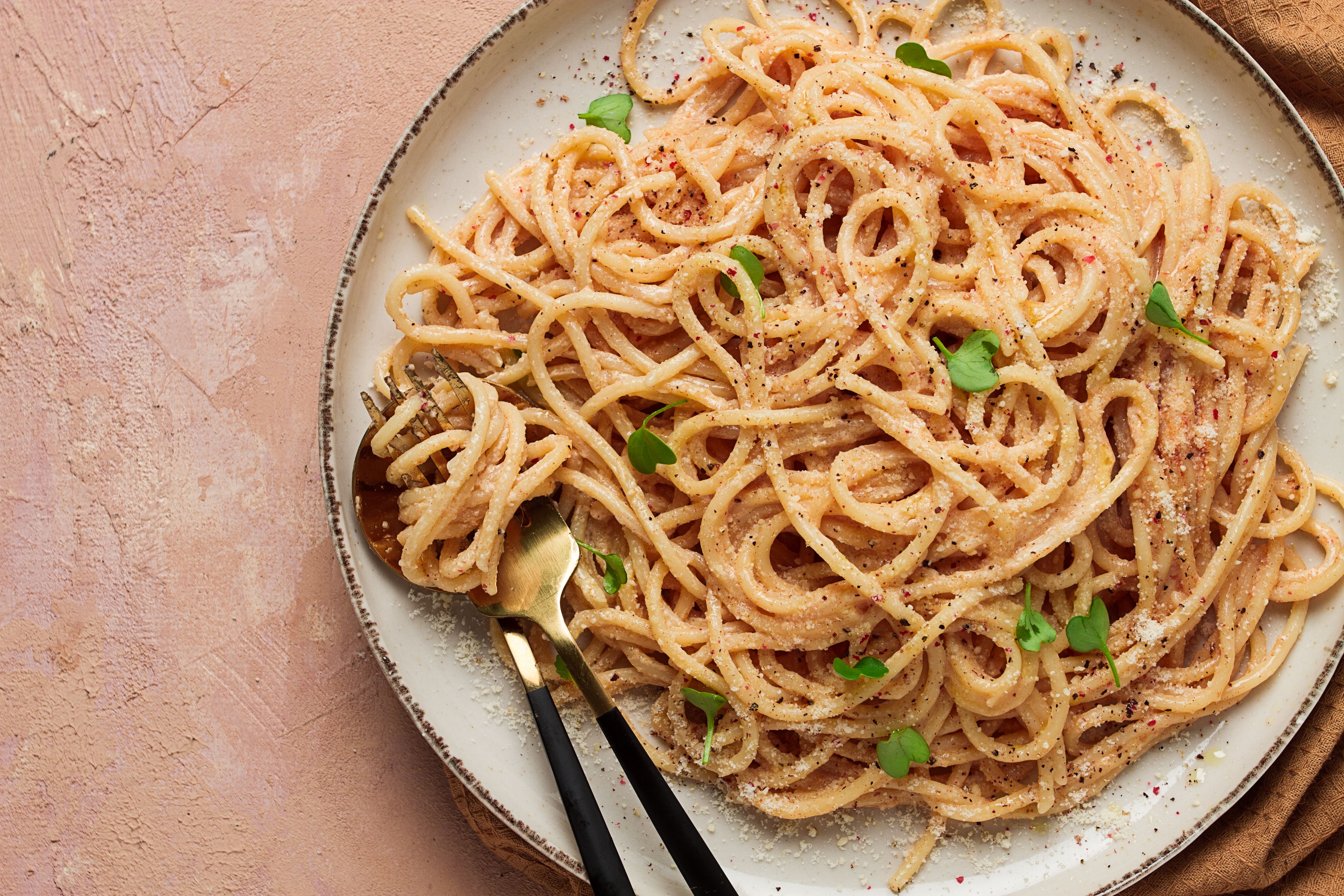 creamy garlic pasta