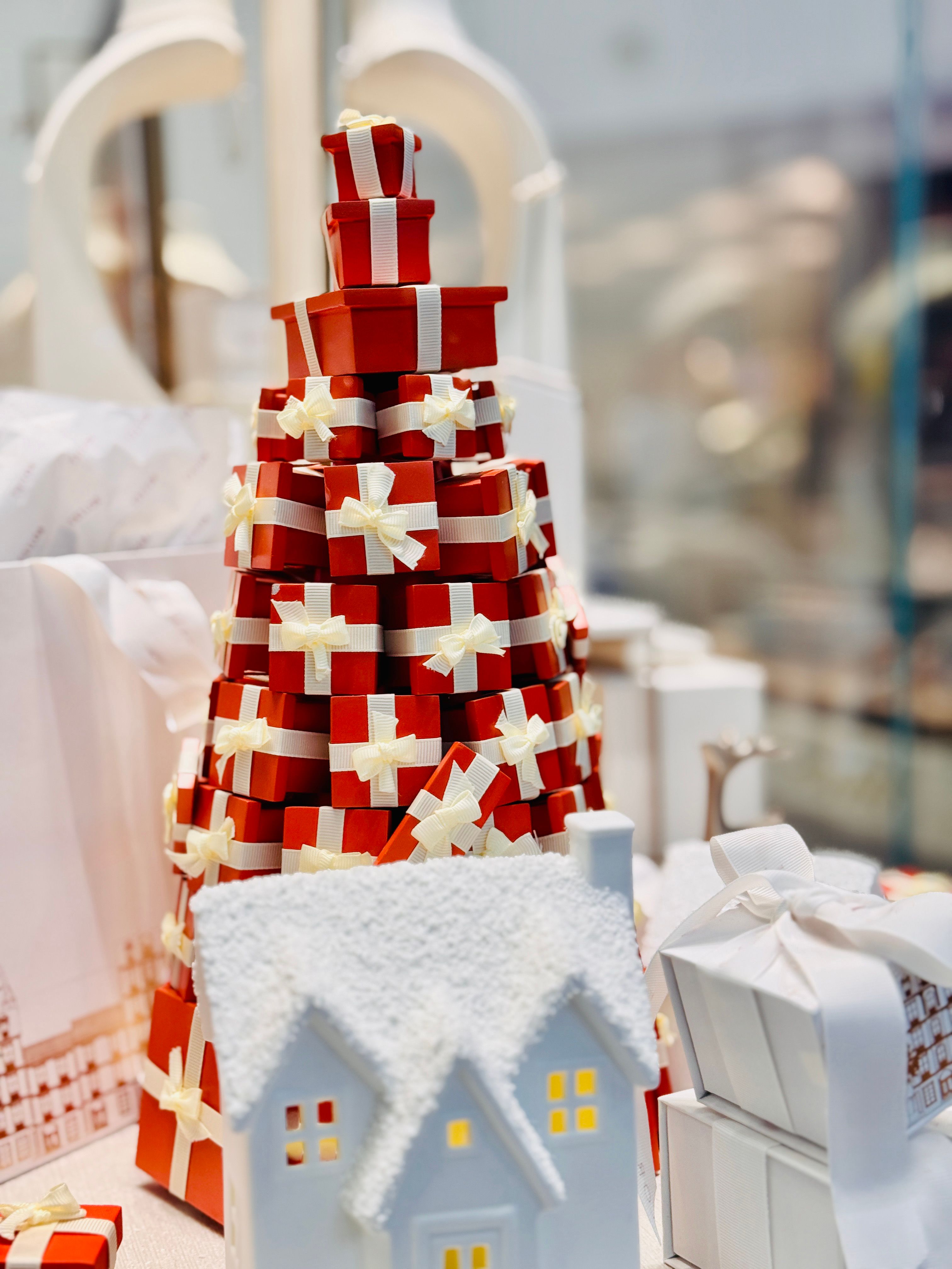 holiday store display