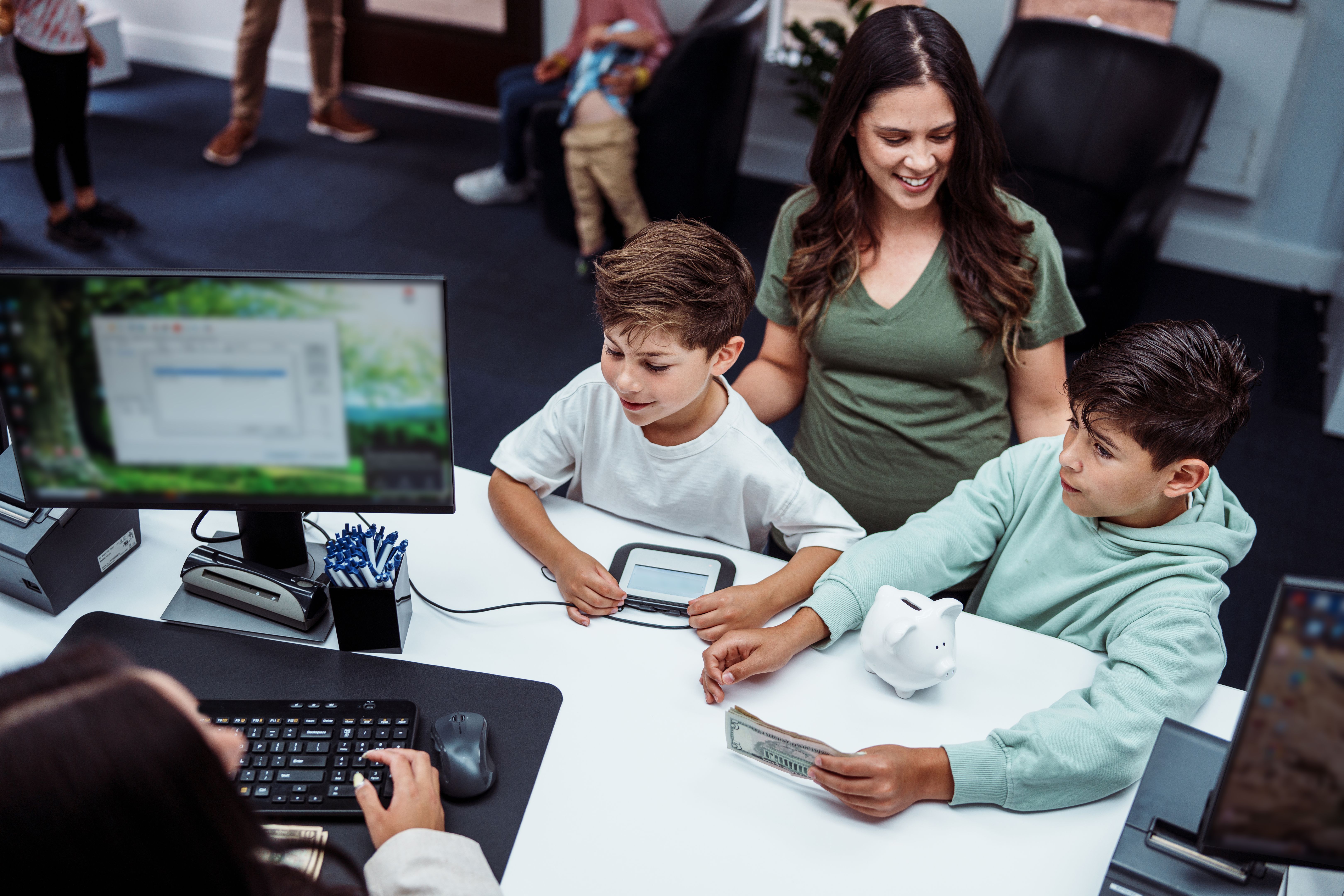 latino family finances