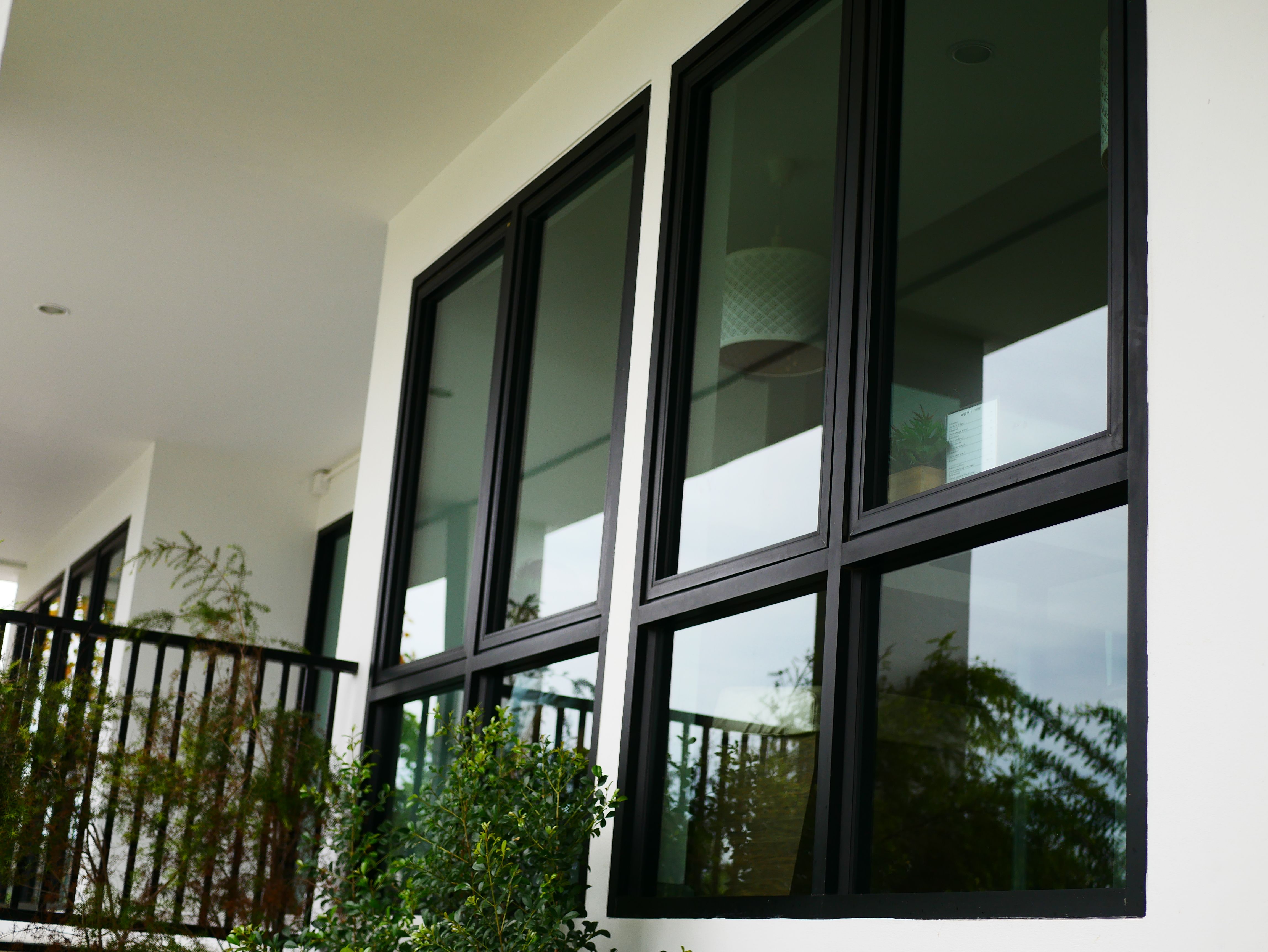 ceramic window tint