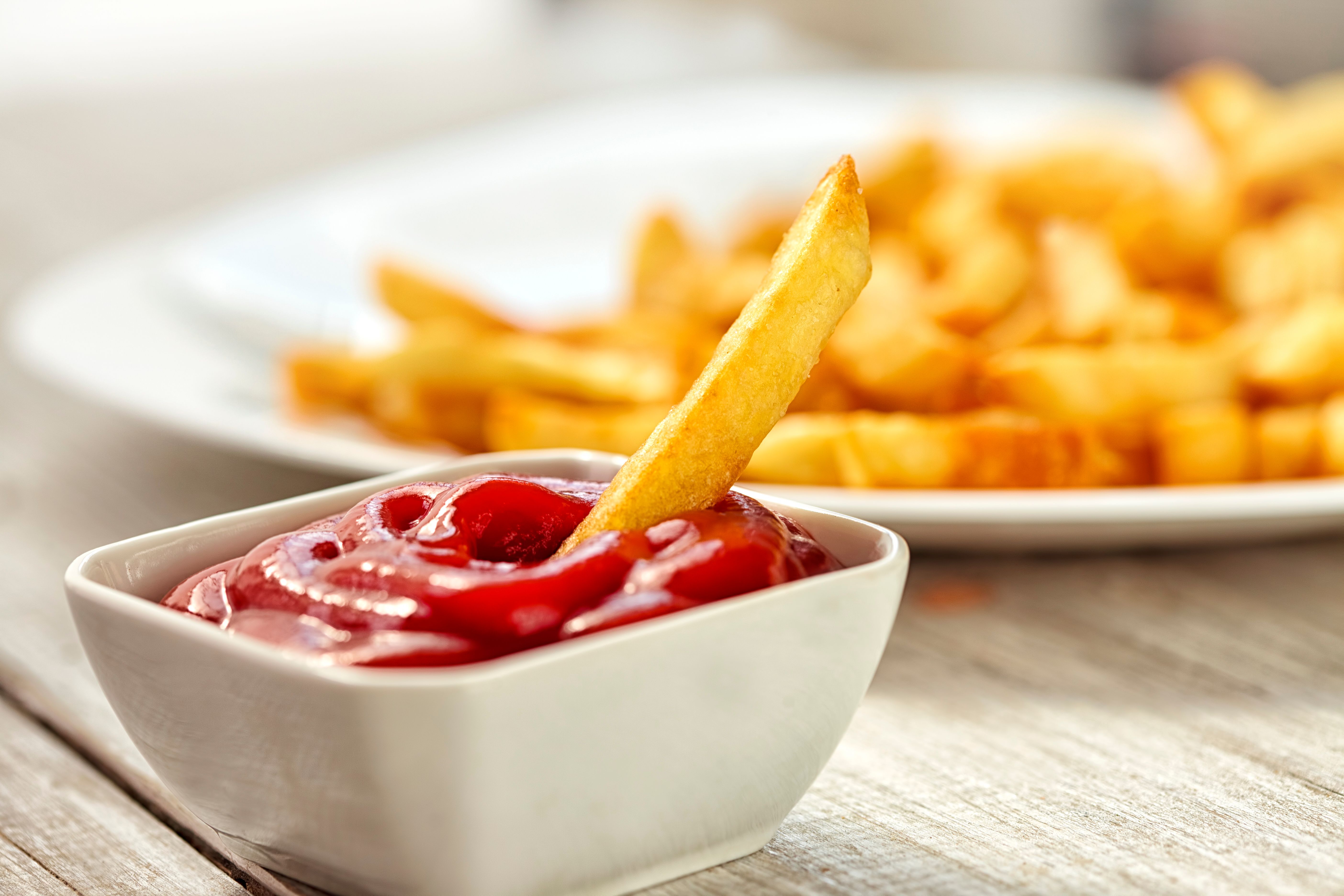 french fries dipping