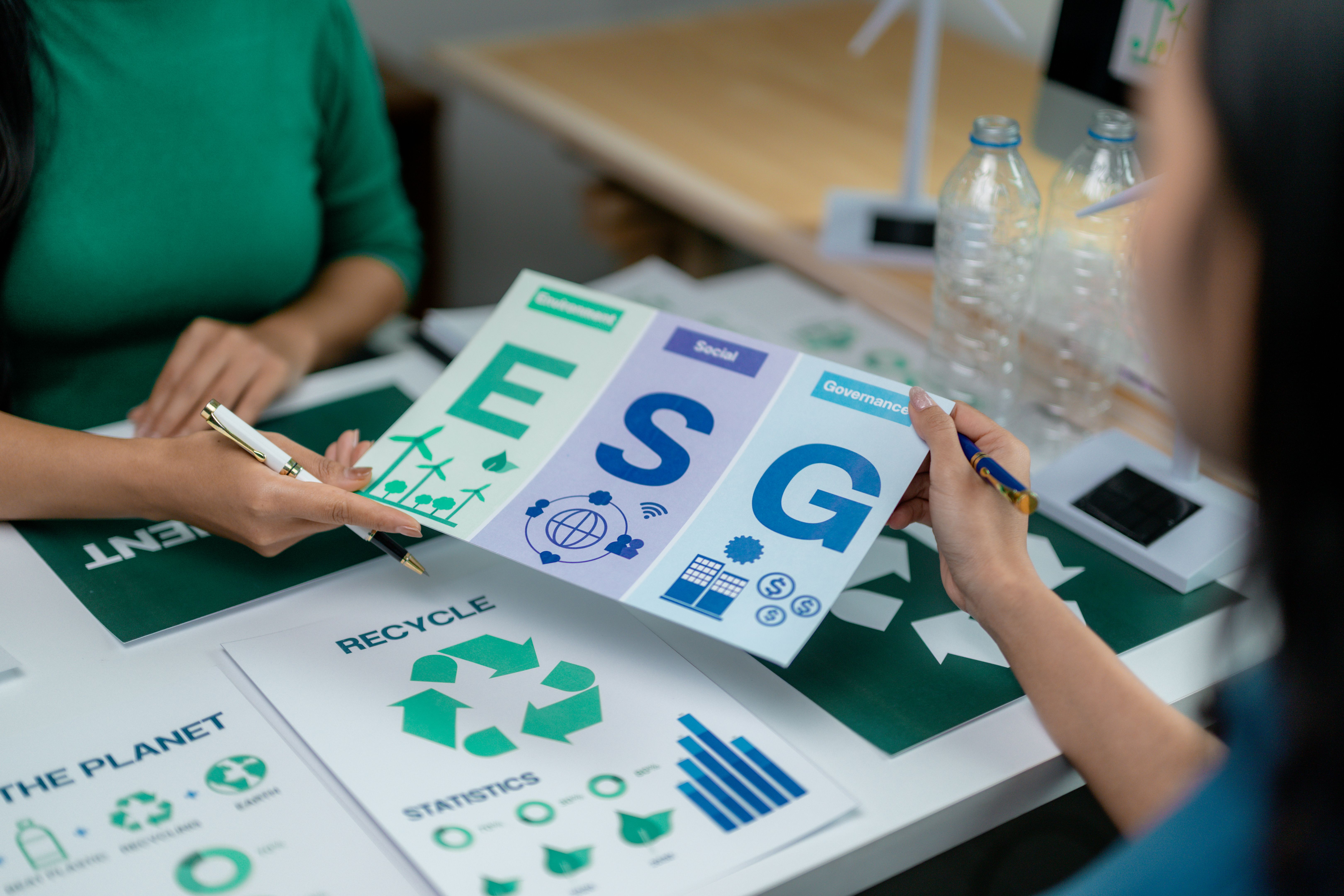 corporate governance meeting