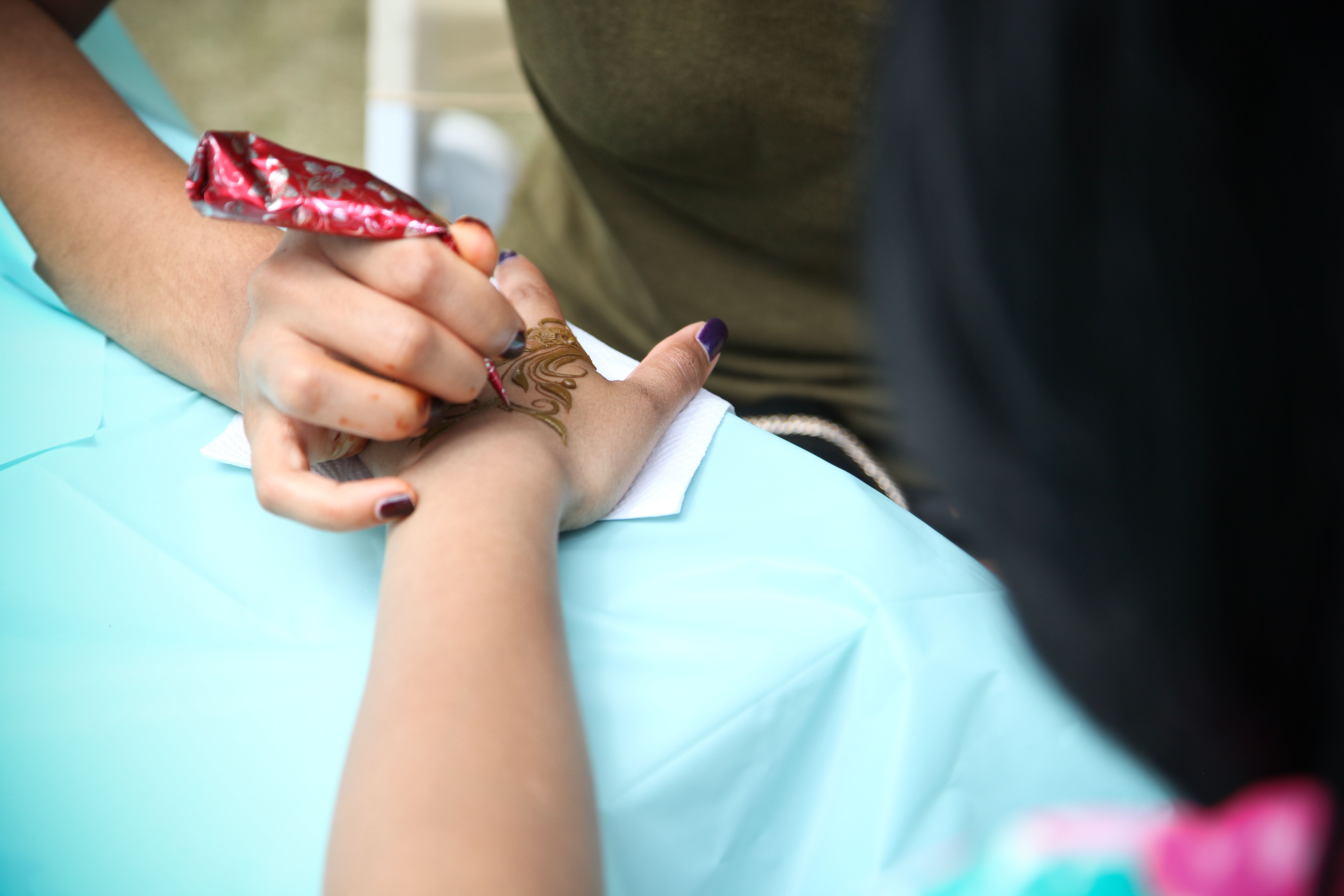 henna pop-up