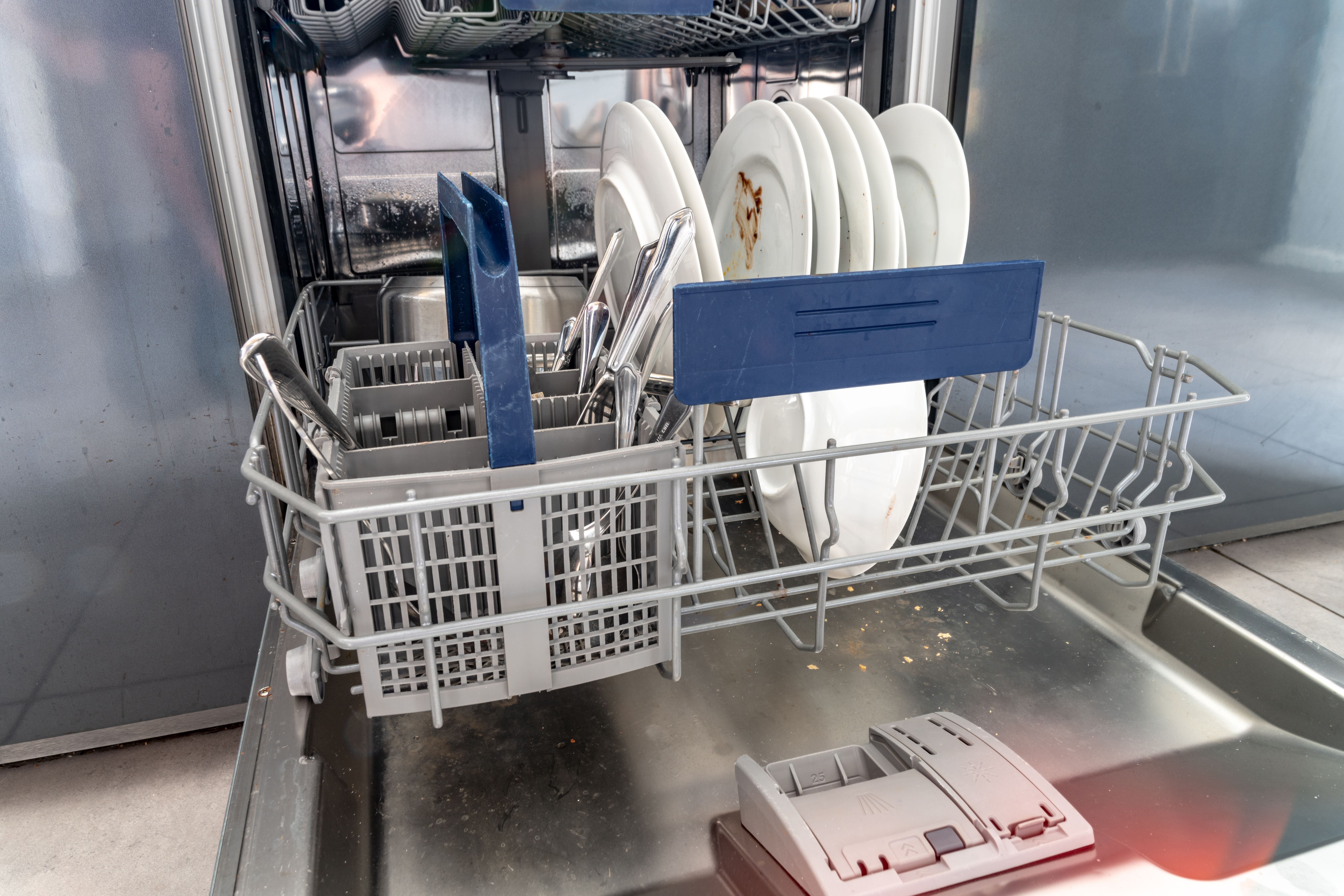 compact dishwasher