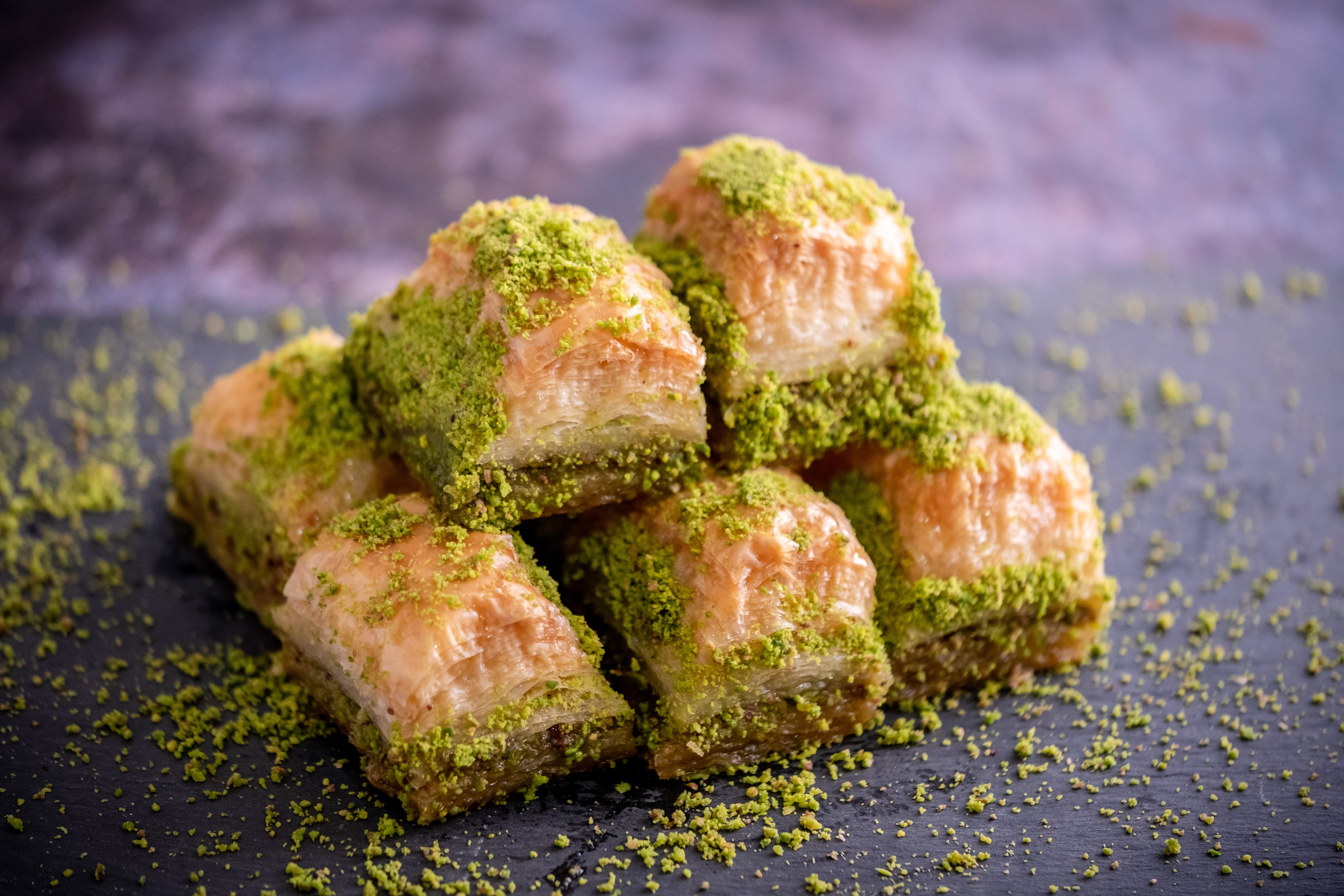 baklava dessert