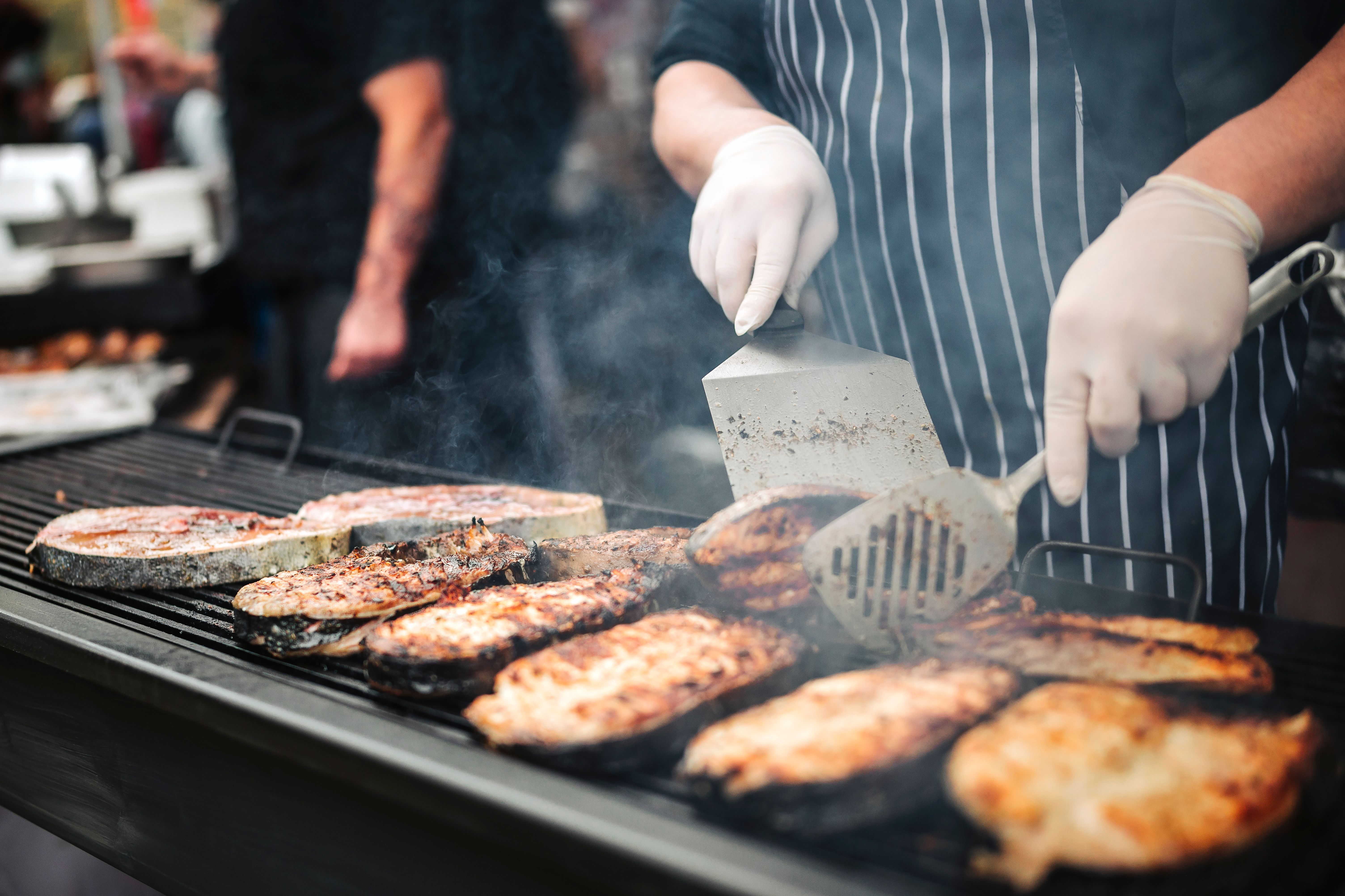 chef grilling