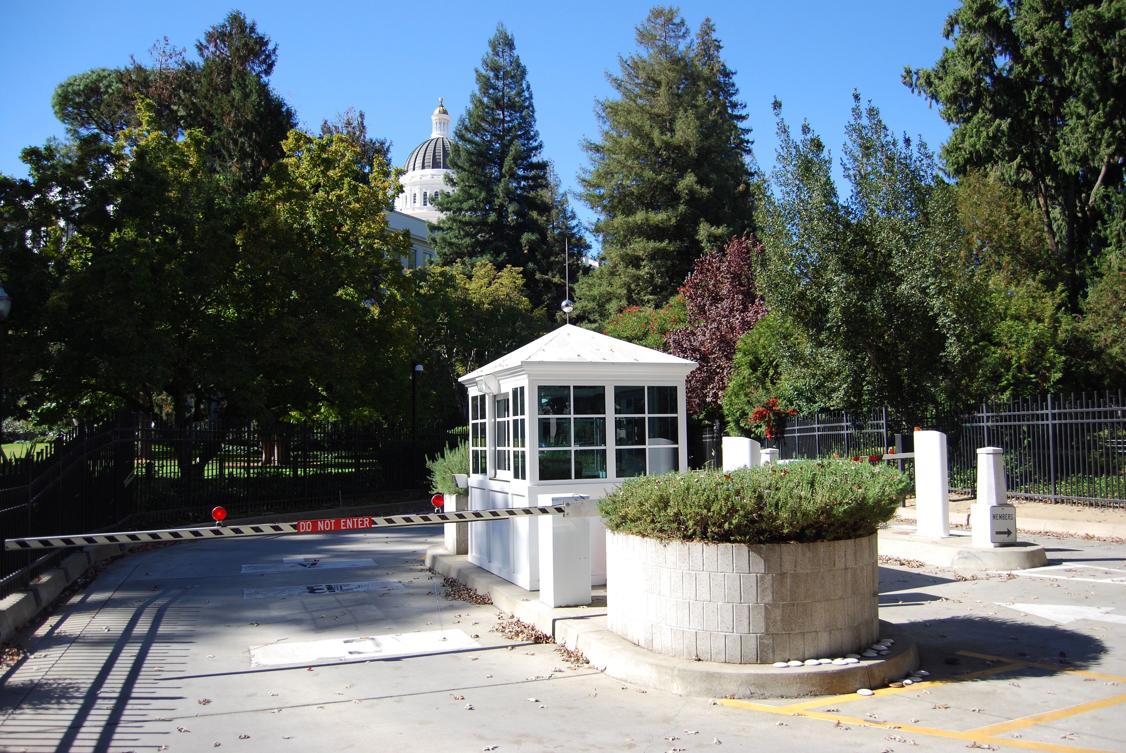 california street security