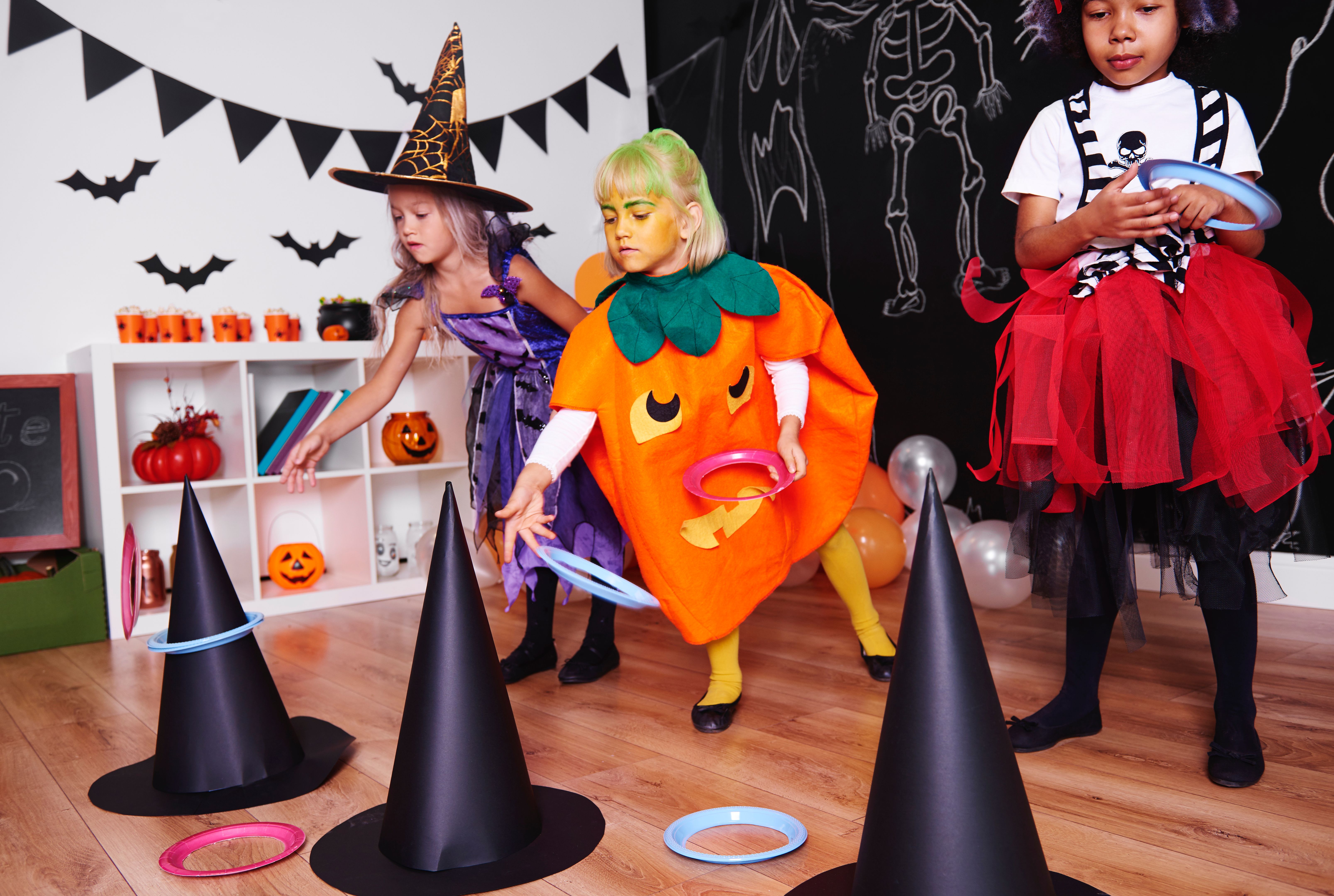 Halloween party games