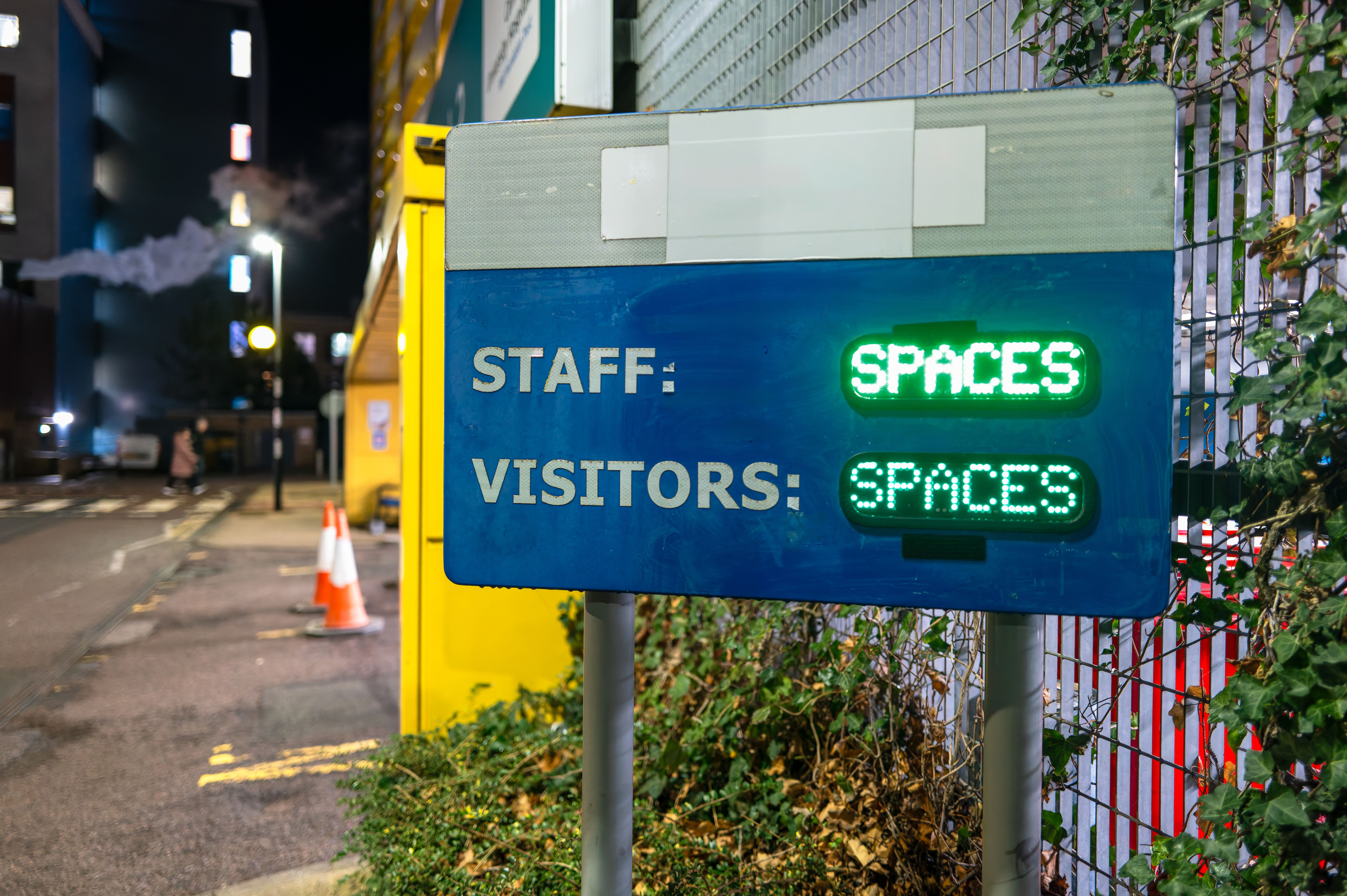 facility management UK