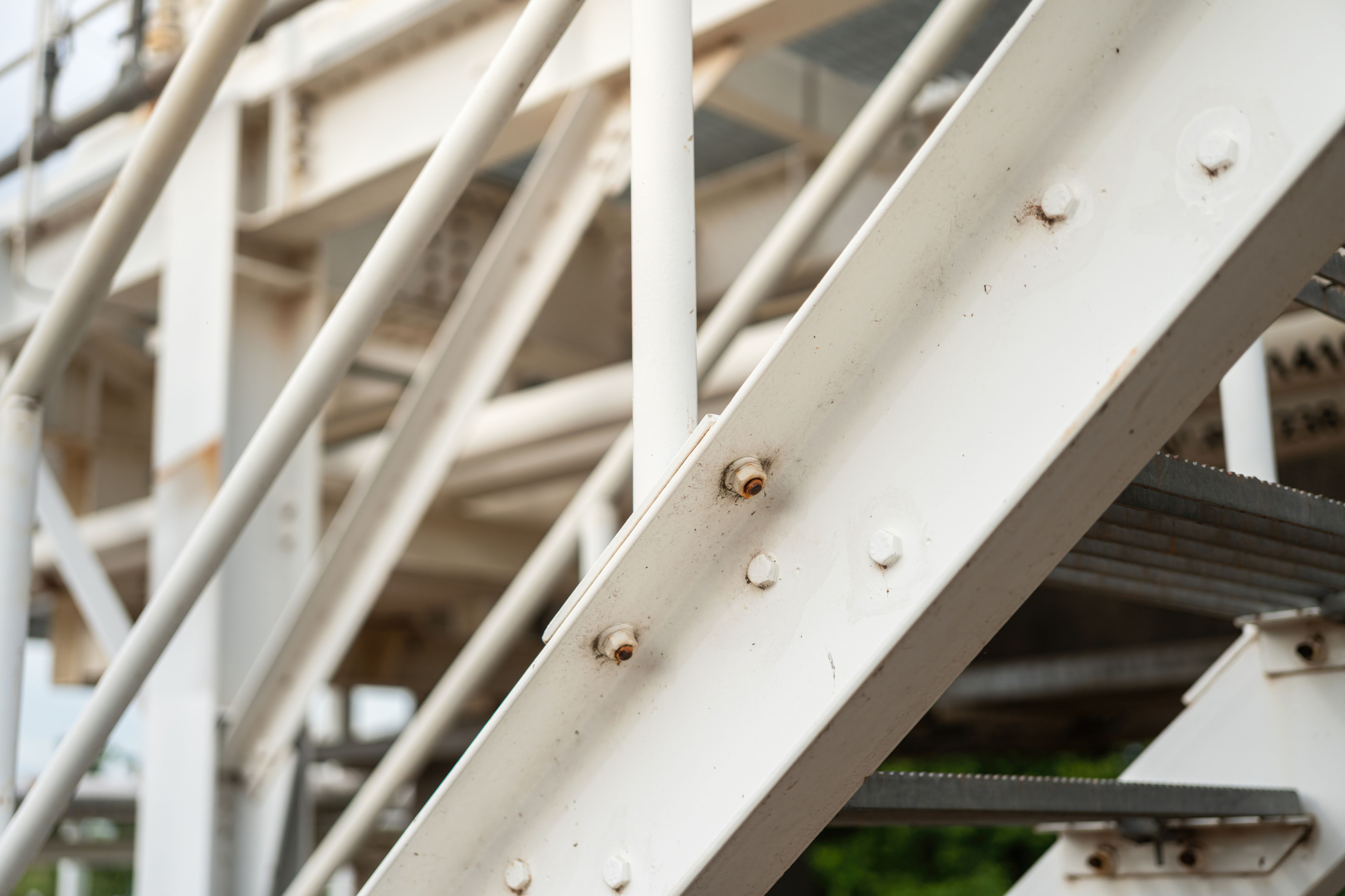 metal structure maintenance