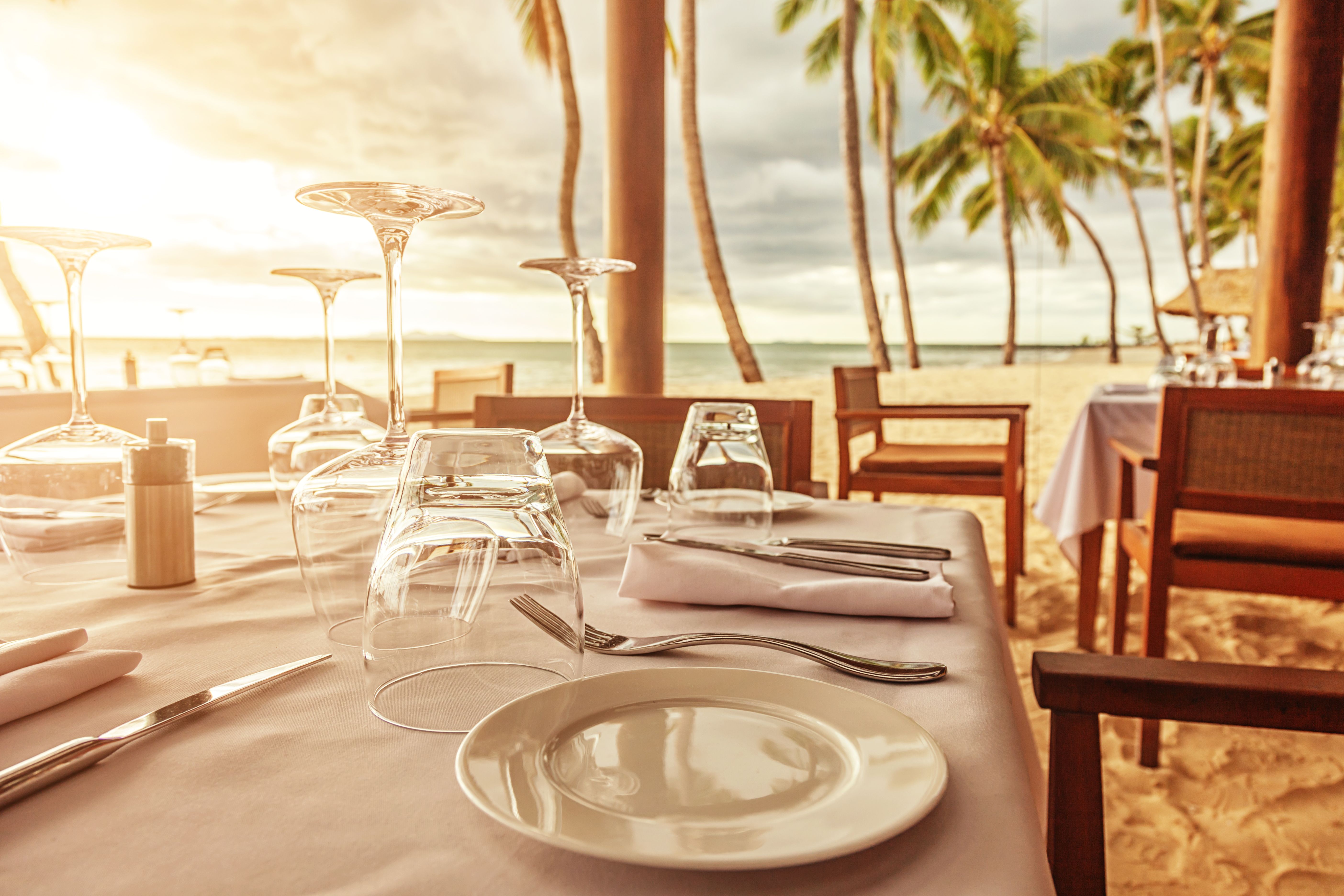 beachfront dining