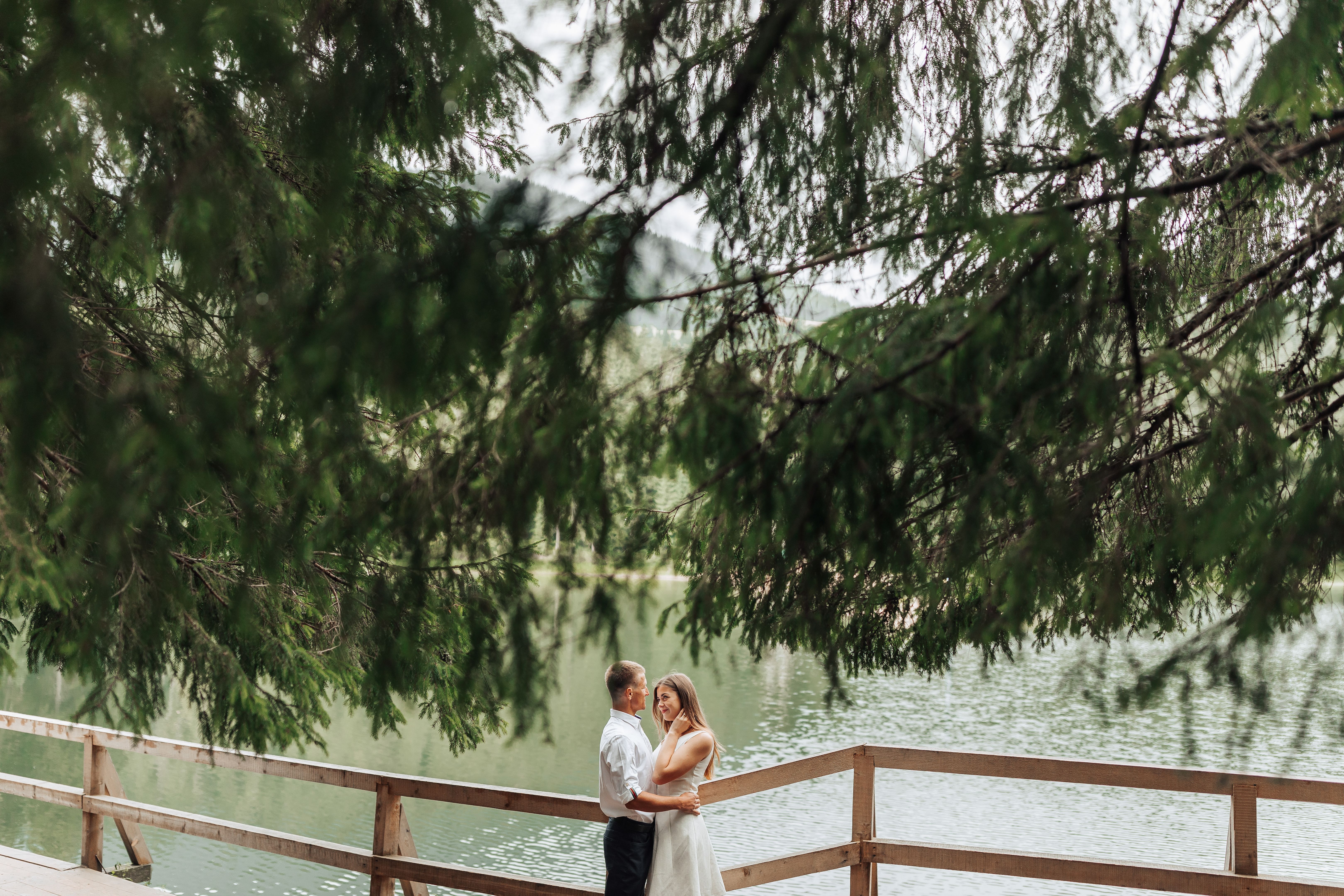 lake wedding